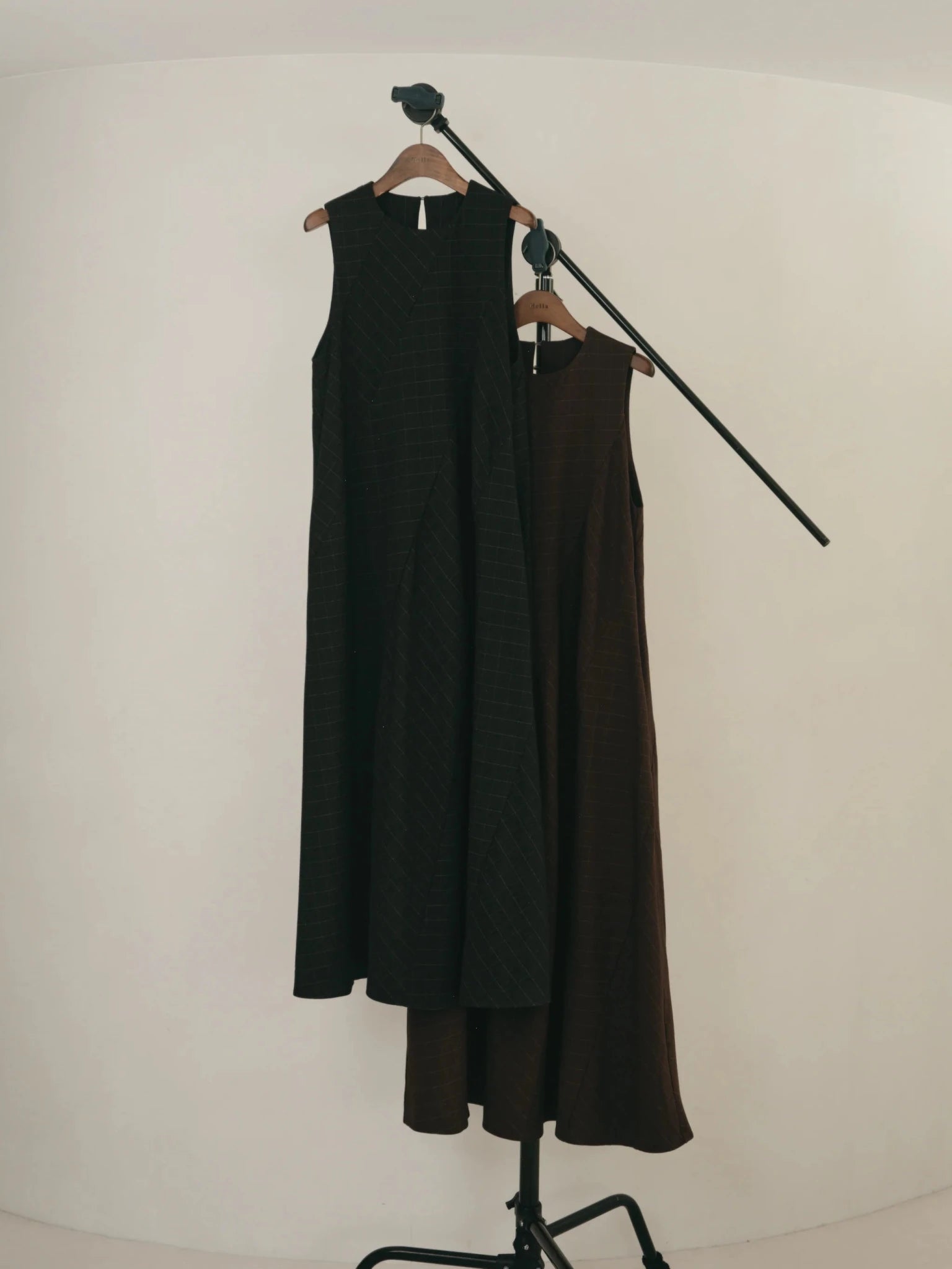 【Hella 2026 FALLWINTER COLLECTION】Check Flare Panel Dress - Champdelarose