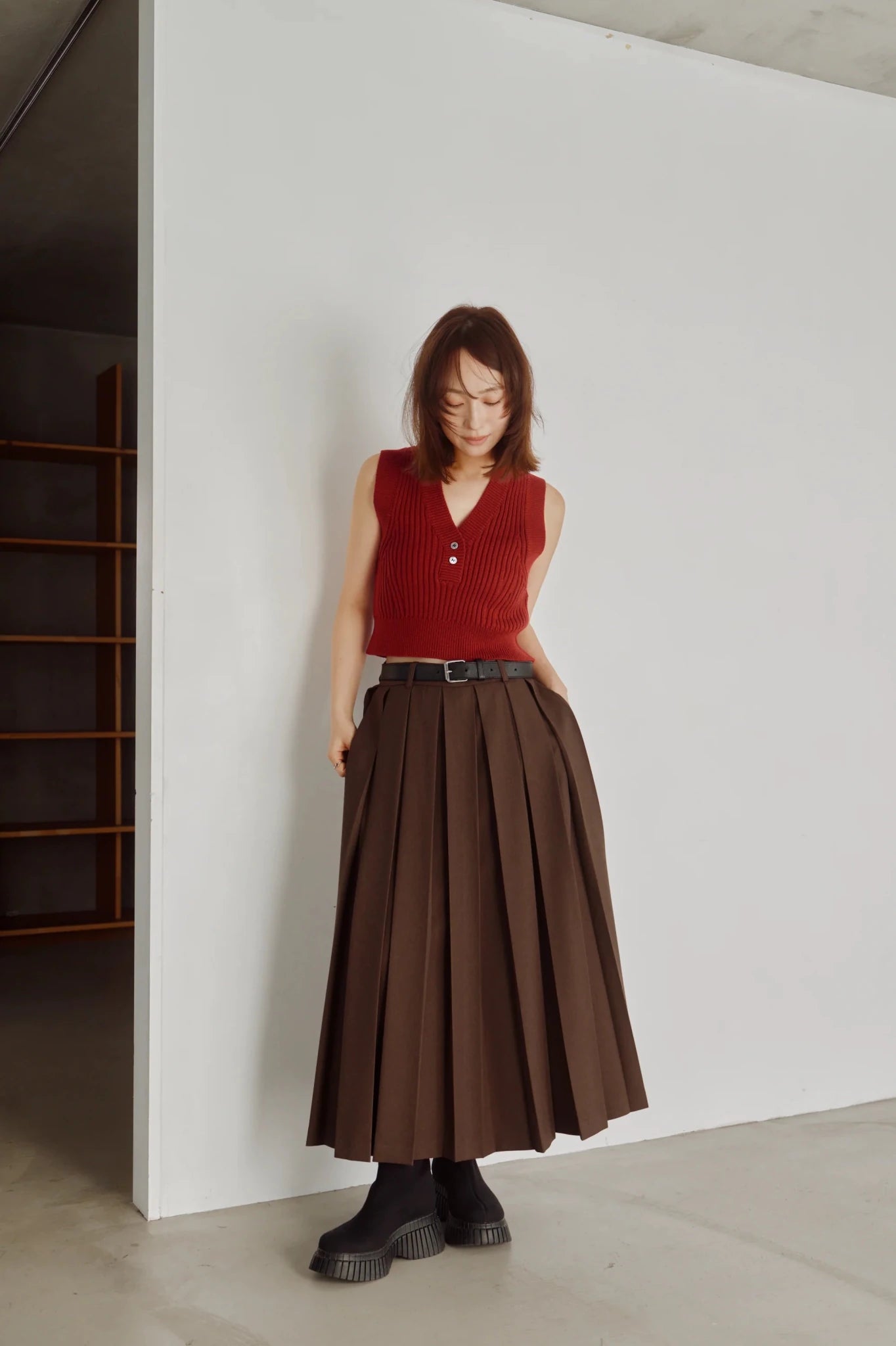 【Hella 2026 FALLWINTER COLLECTION】Cropped Rib Knit Vest - Champdelarose