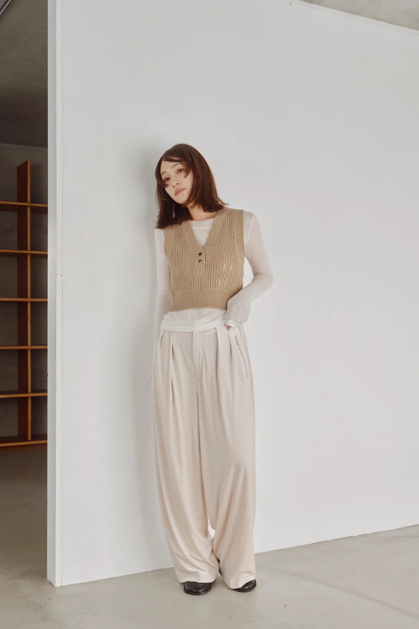 【Hella 2026 FALLWINTER COLLECTION】Cropped Rib Knit Vest - Champdelarose