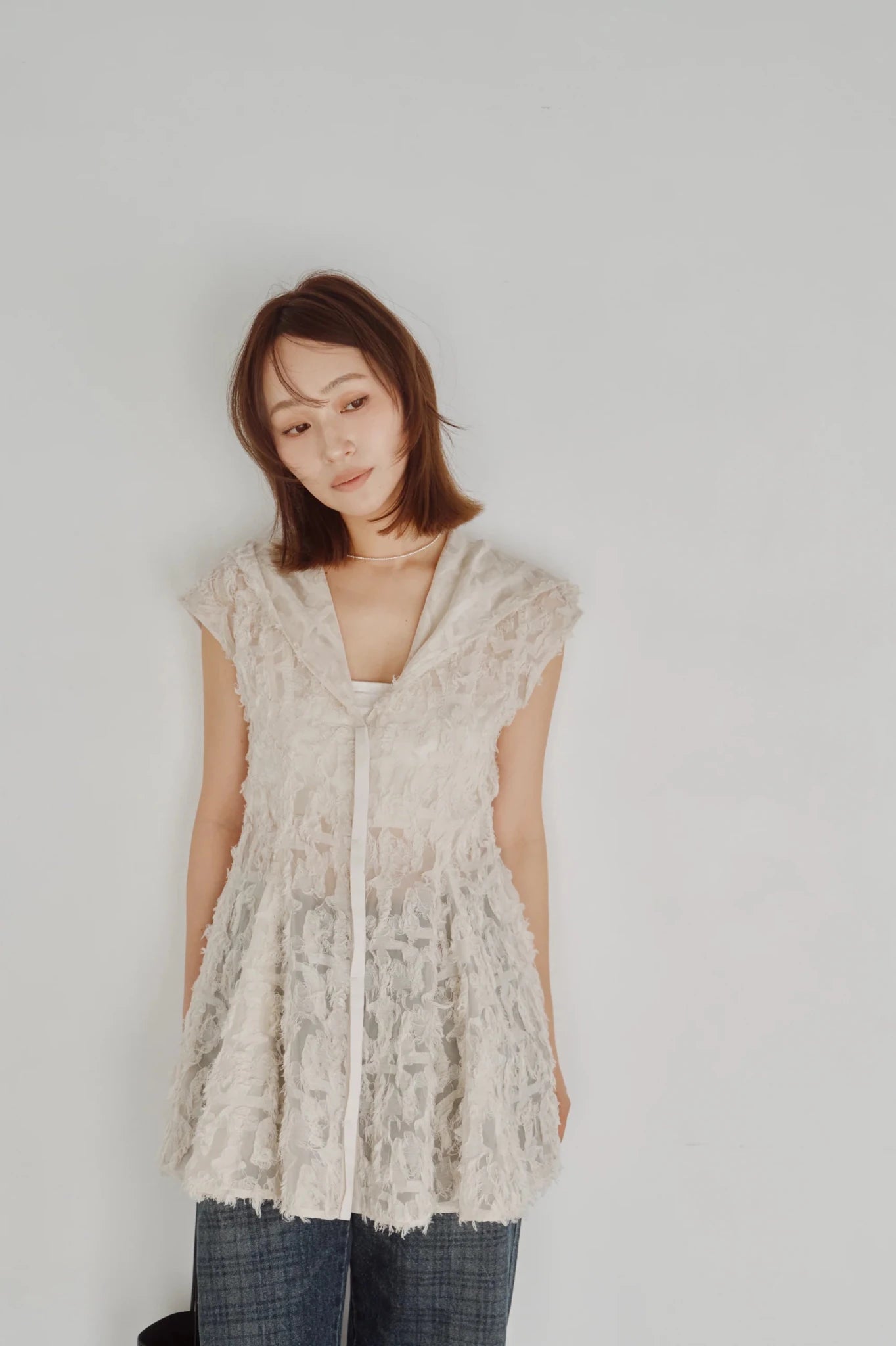 【Hella 2026 FALLWINTER COLLECTION】Cut Jacquard Peplum Hoodie - Champdelarose