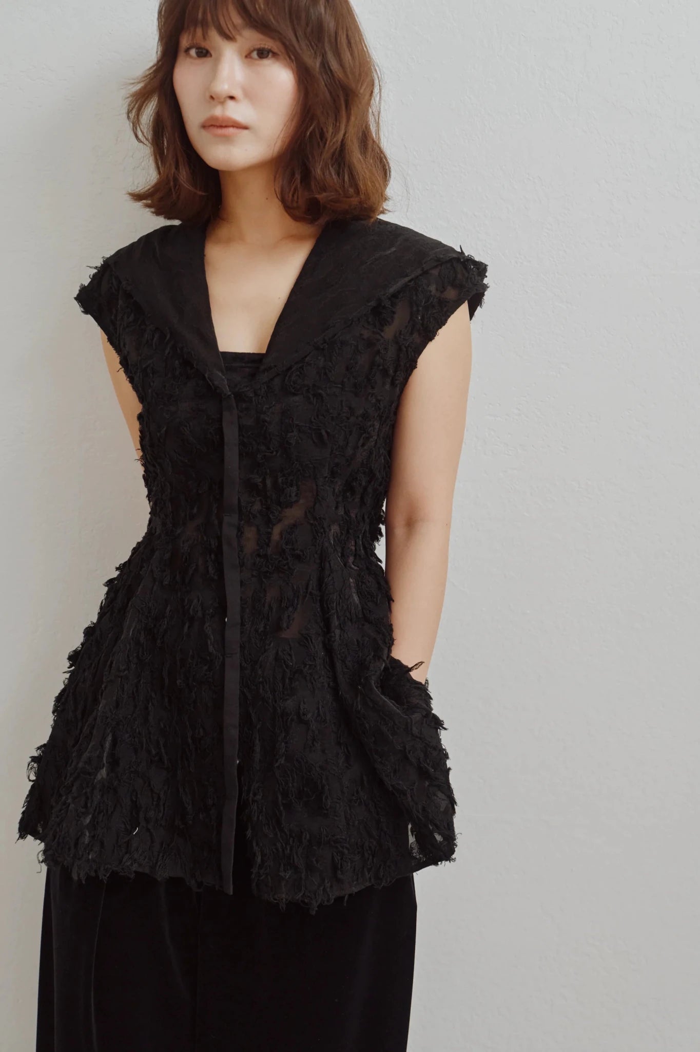 【Hella 2026 FALLWINTER COLLECTION】Cut Jacquard Peplum Hoodie - Champdelarose