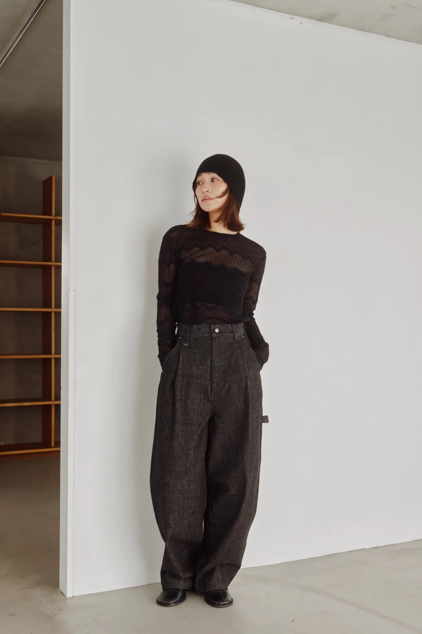 【Hella 2026 FALLWINTER COLLECTION】Flocked Lace Sheer Top - Champdelarose