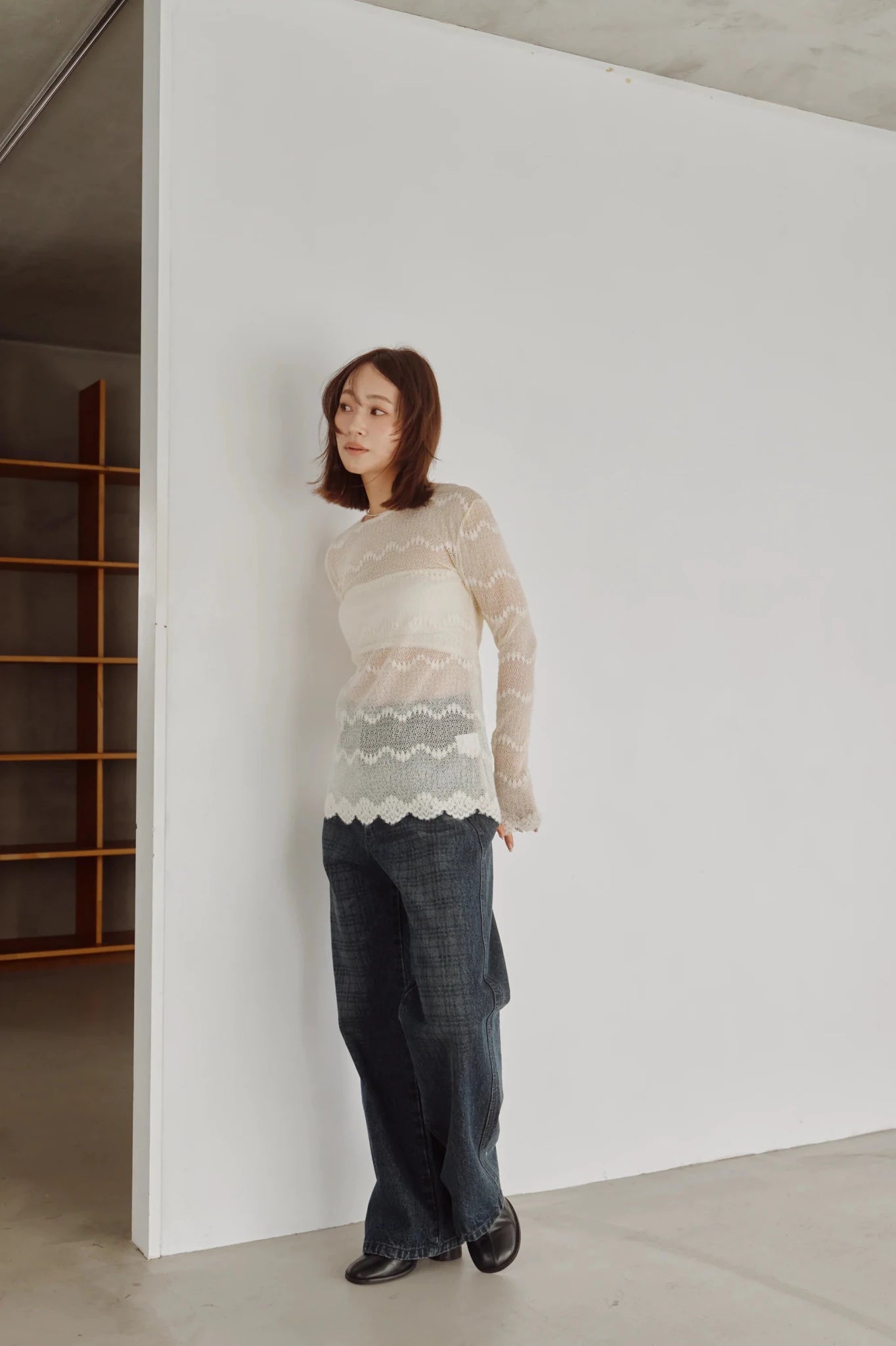 【Hella 2026 FALLWINTER COLLECTION】Flocked Lace Sheer Top - Champdelarose