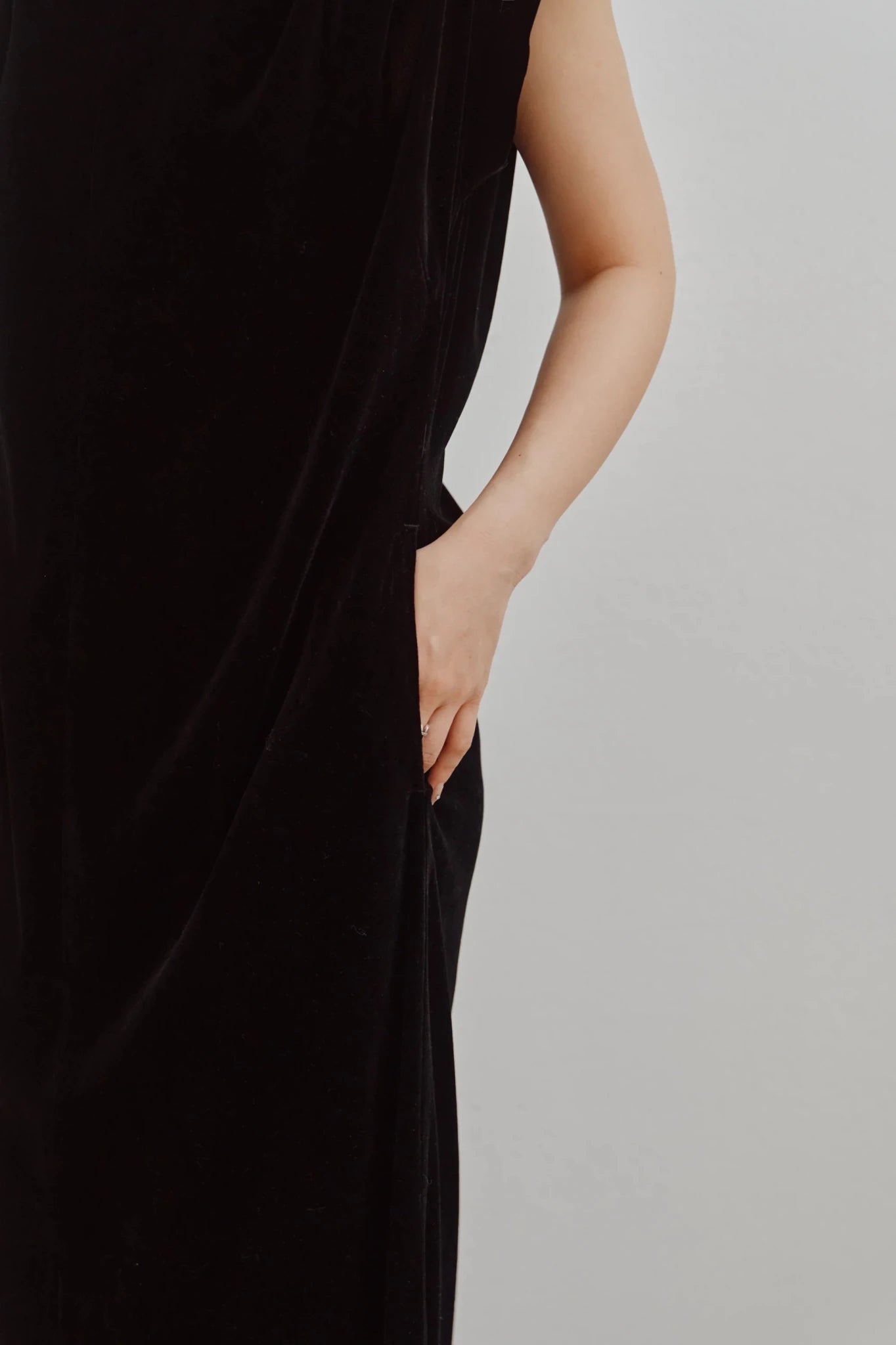 【Hella 2026 FALLWINTER COLLECTION】Flocked Tulle Back Code Dress - Champdelarose