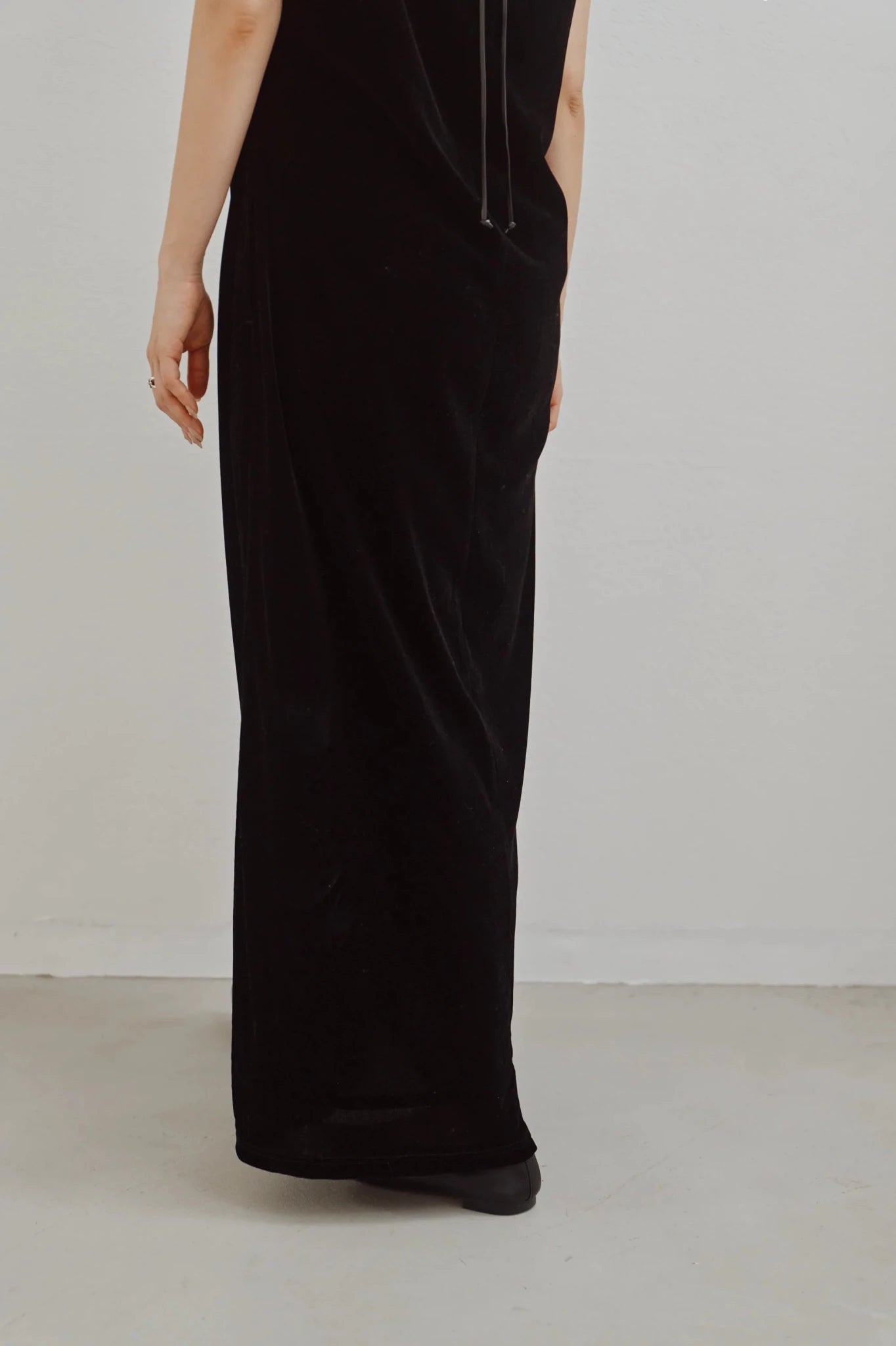 【Hella 2026 FALLWINTER COLLECTION】Flocked Tulle Back Code Dress - Champdelarose