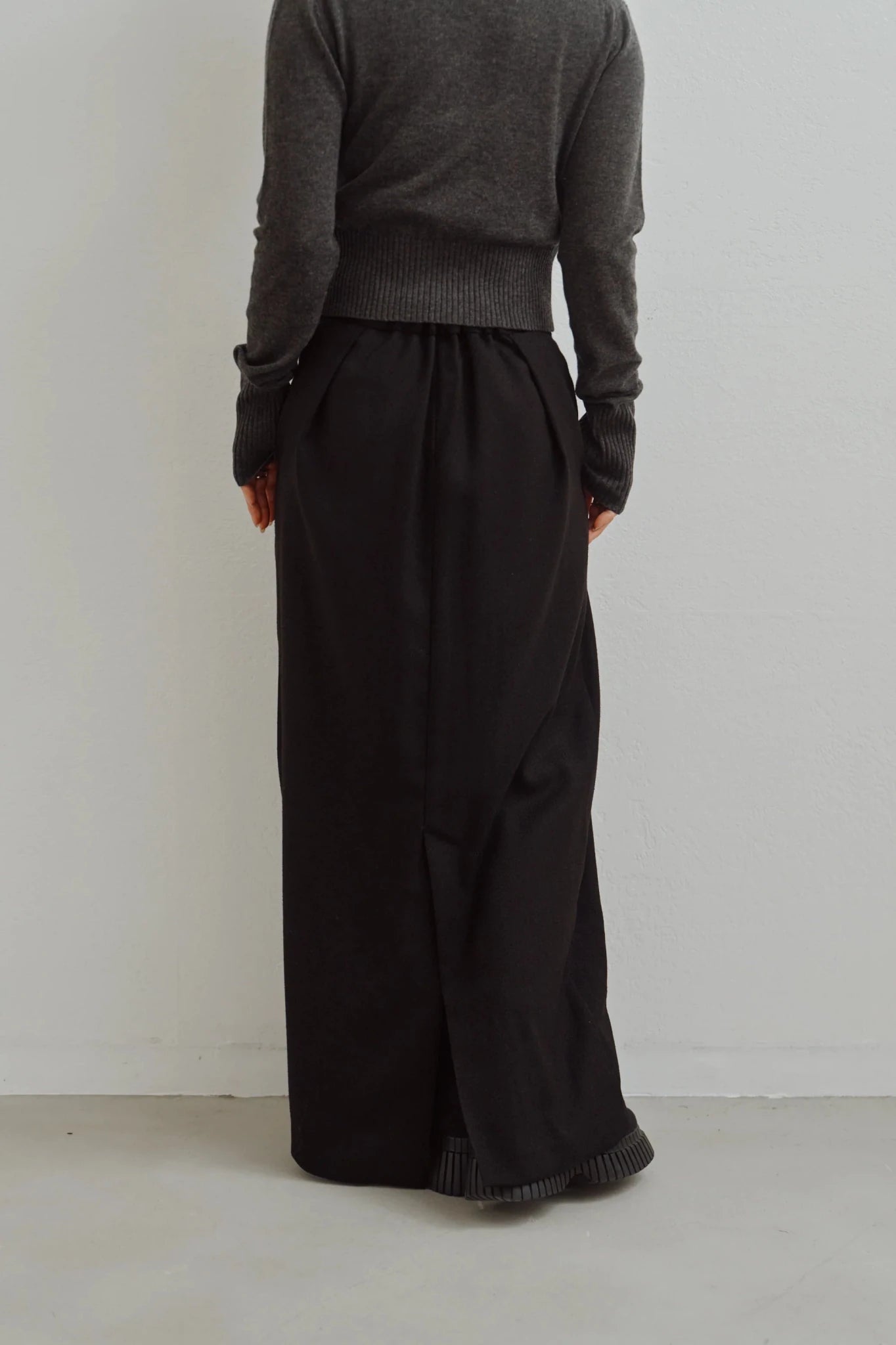 【Hella 2026 FALLWINTER COLLECTION】Herringbone Tweed Skirt - Champdelarose