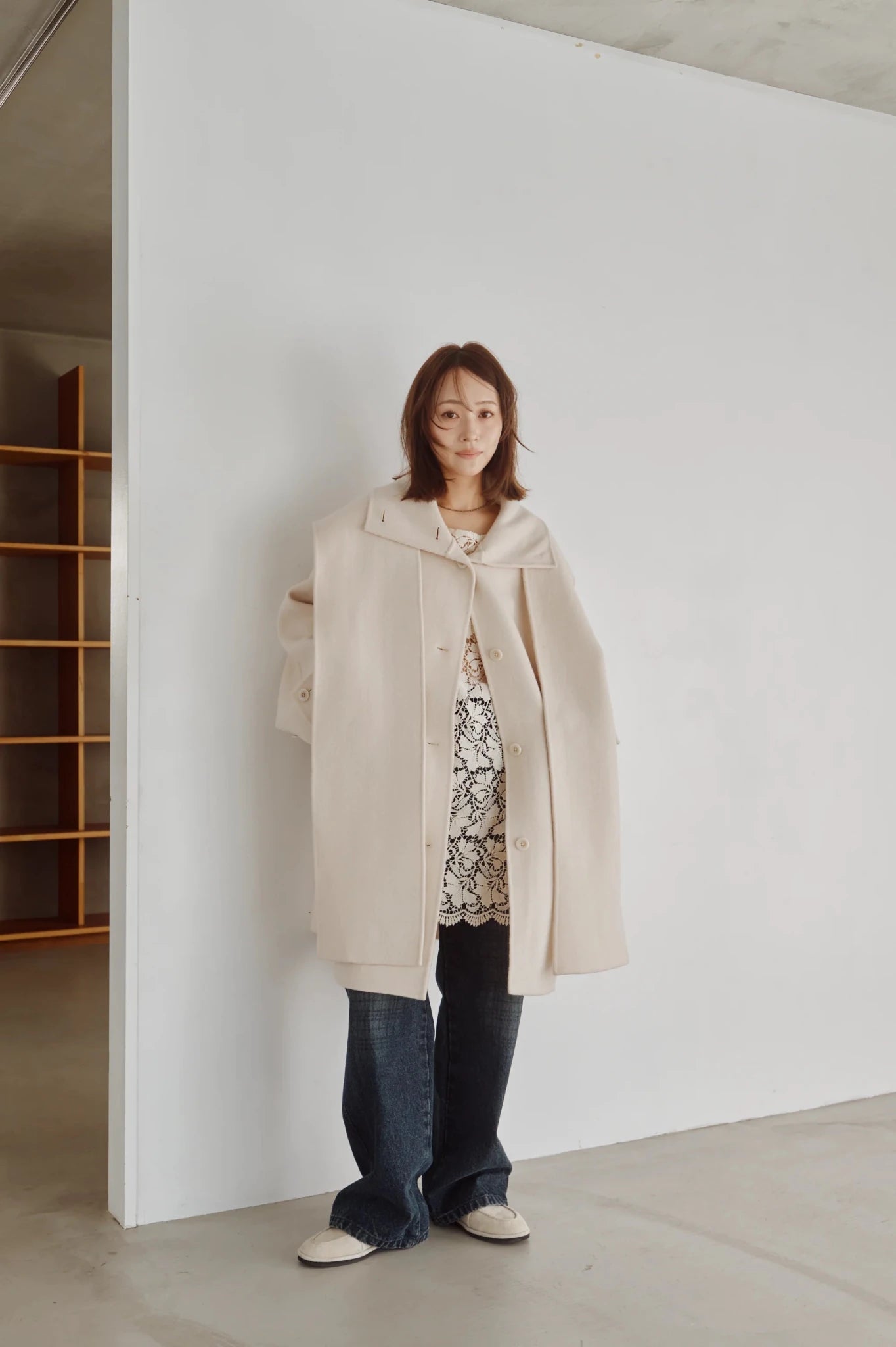 【Hella 2026 FALLWINTER COLLECTION】Hooded Stole Rever Coat - Champdelarose