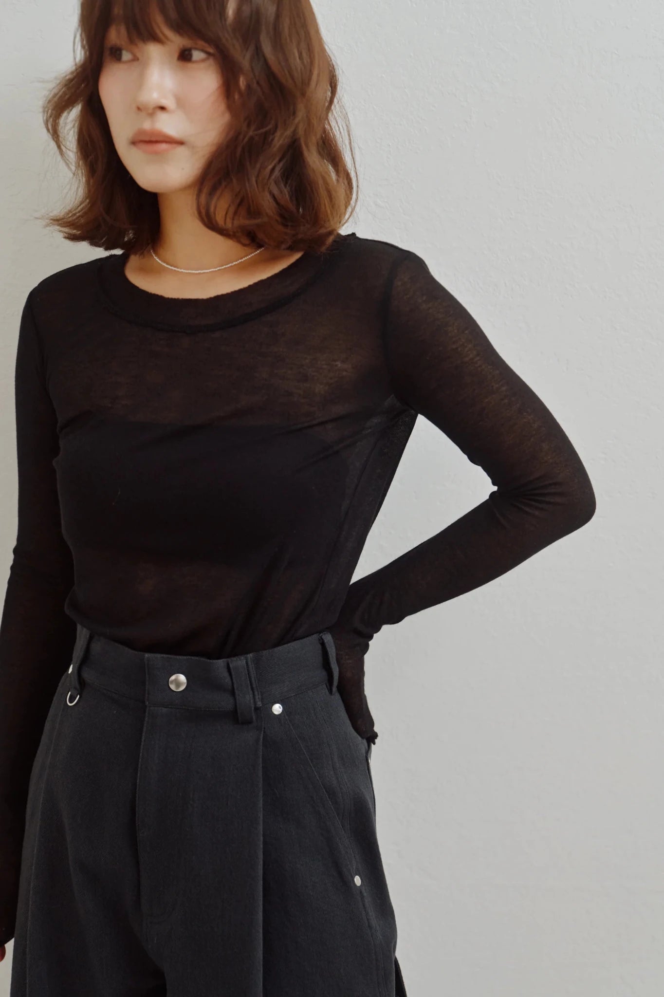 【Hella 2026 FALLWINTER COLLECTION】Modal Wool Sheer Top - Champdelarose