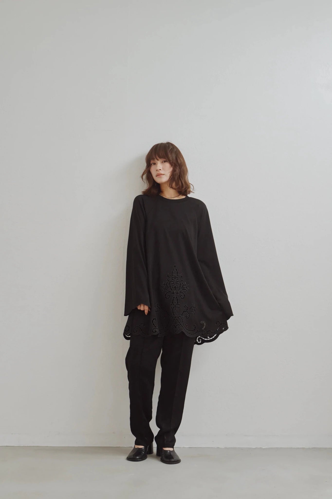 【Hella 2026 FALLWINTER COLLECTION】Ornamental Cutwork Top - Champdelarose