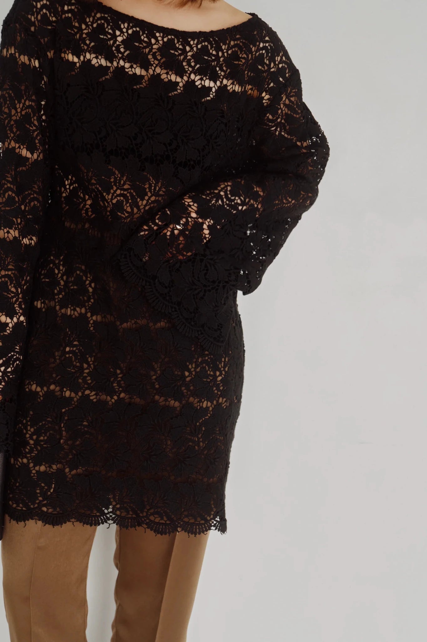 【Hella 2026 FALLWINTER COLLECTION】Scalloped Lace Top - Champdelarose