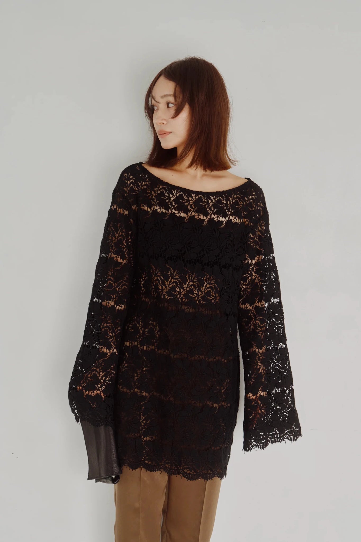 【Hella 2026 FALLWINTER COLLECTION】Scalloped Lace Top - Champdelarose