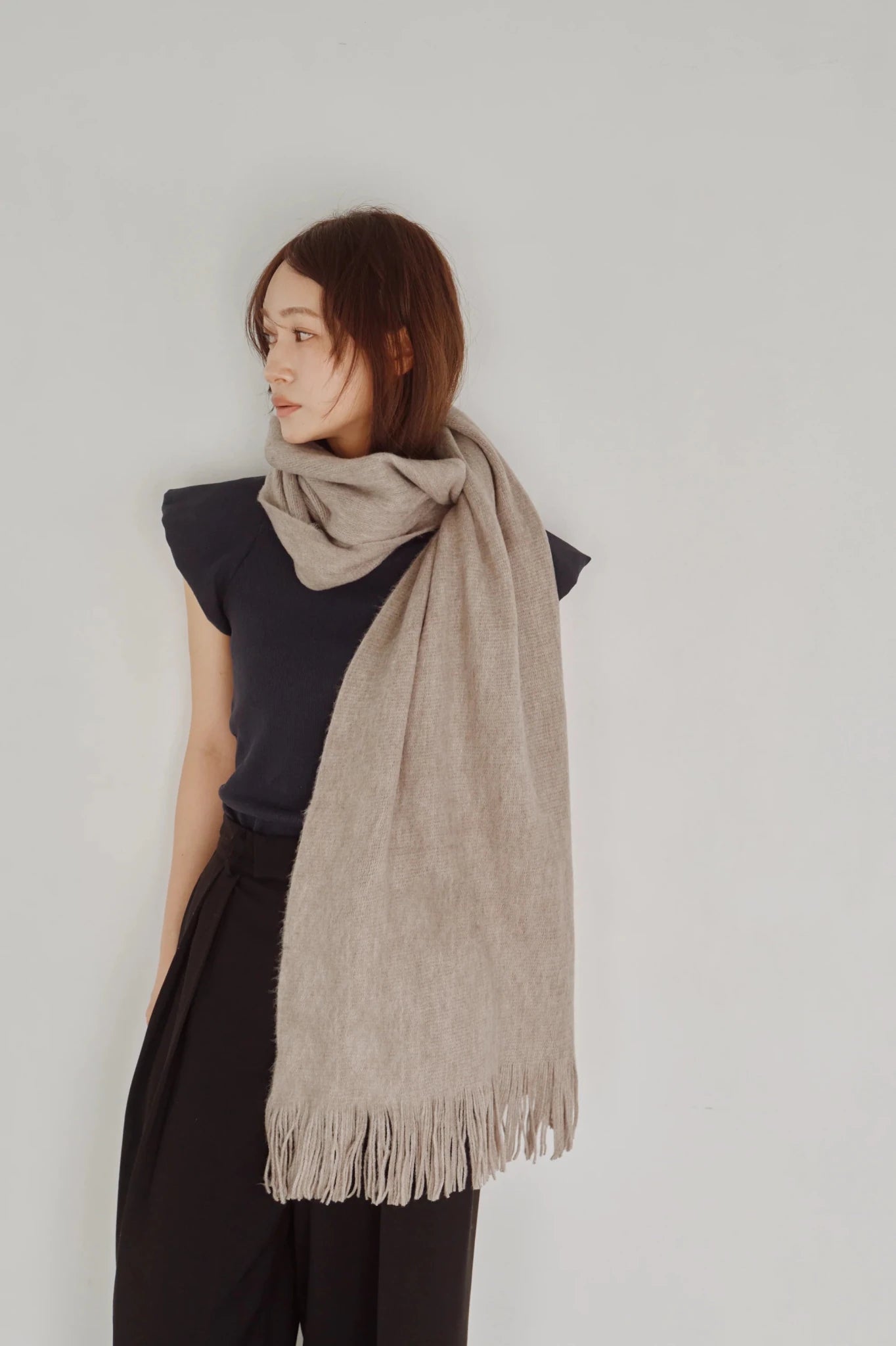 【Hella 2026 FALLWINTER COLLECTION】Shaggy Stole - Champdelarose