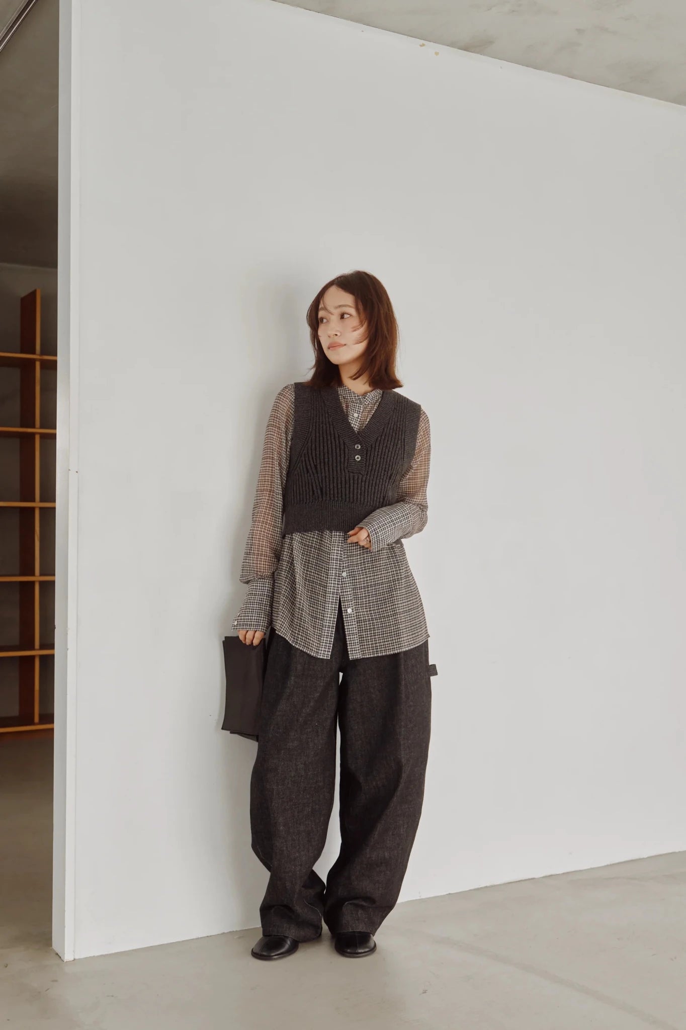 【Hella 2026 FALLWINTER COLLECTION】Sheer Check Slim Shirt - Champdelarose
