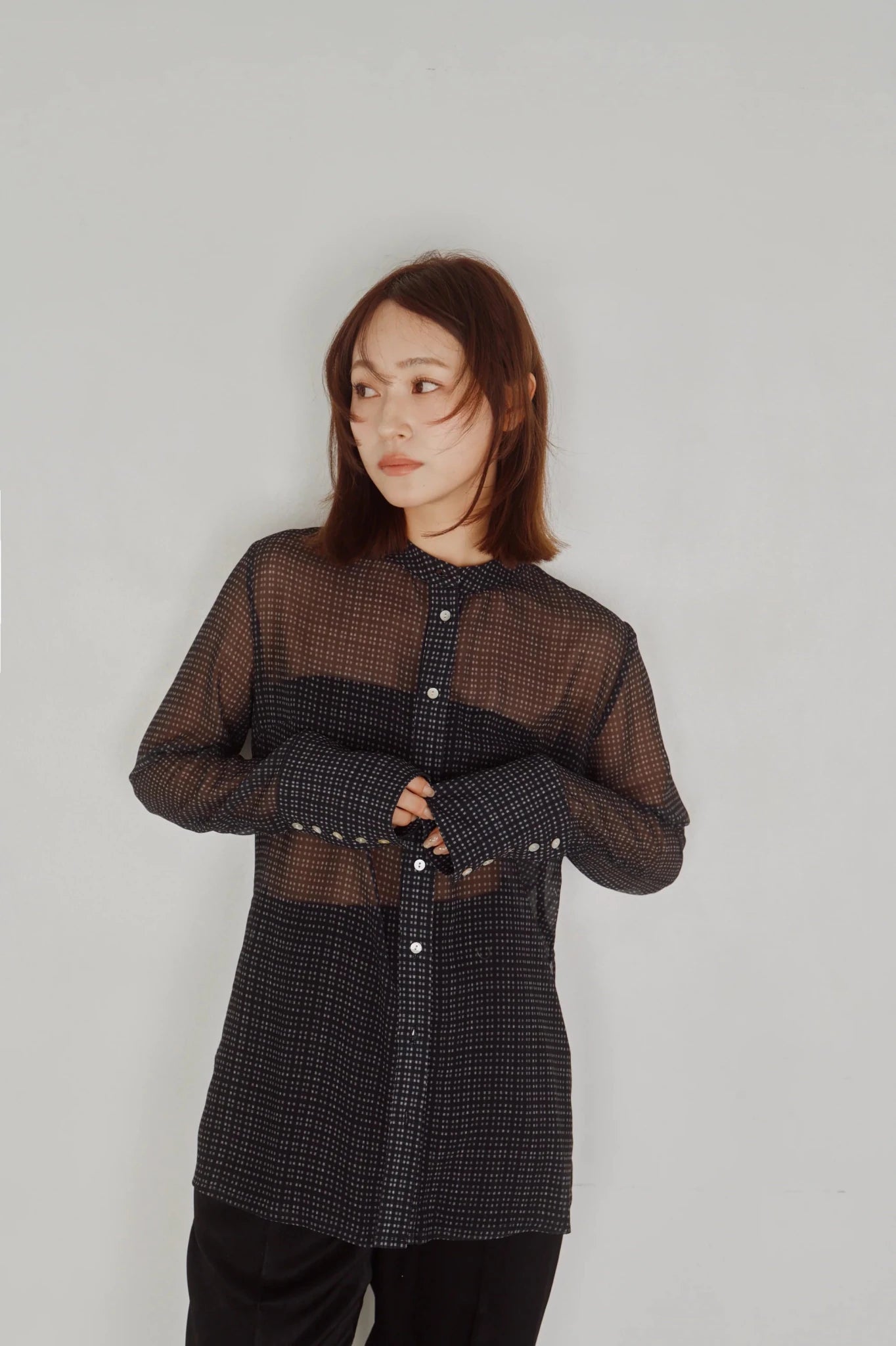 【Hella 2026 FALLWINTER COLLECTION】Sheer Check Slim Shirt - Champdelarose