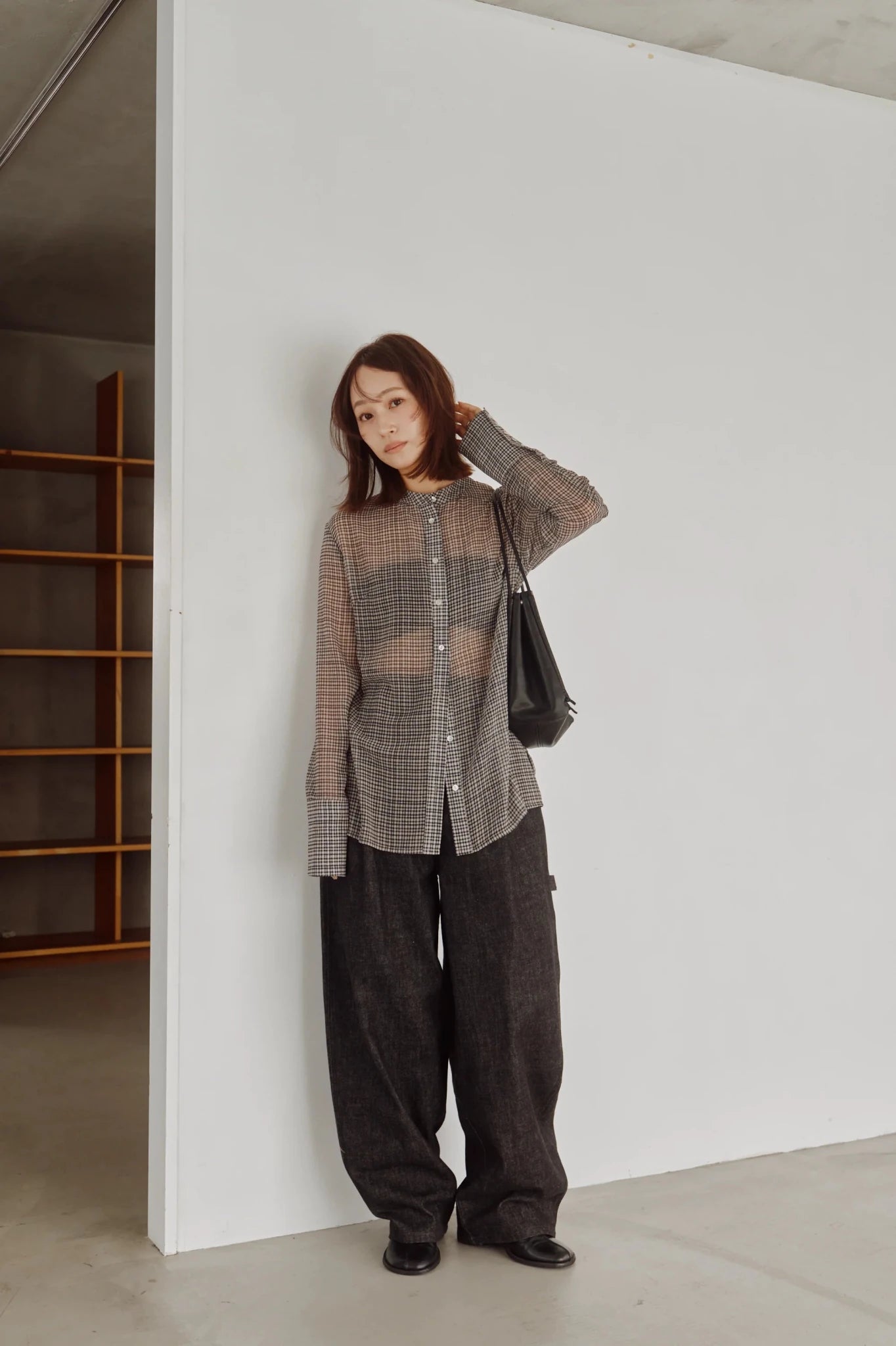 【Hella 2026 FALLWINTER COLLECTION】Sheer Check Slim Shirt - Champdelarose