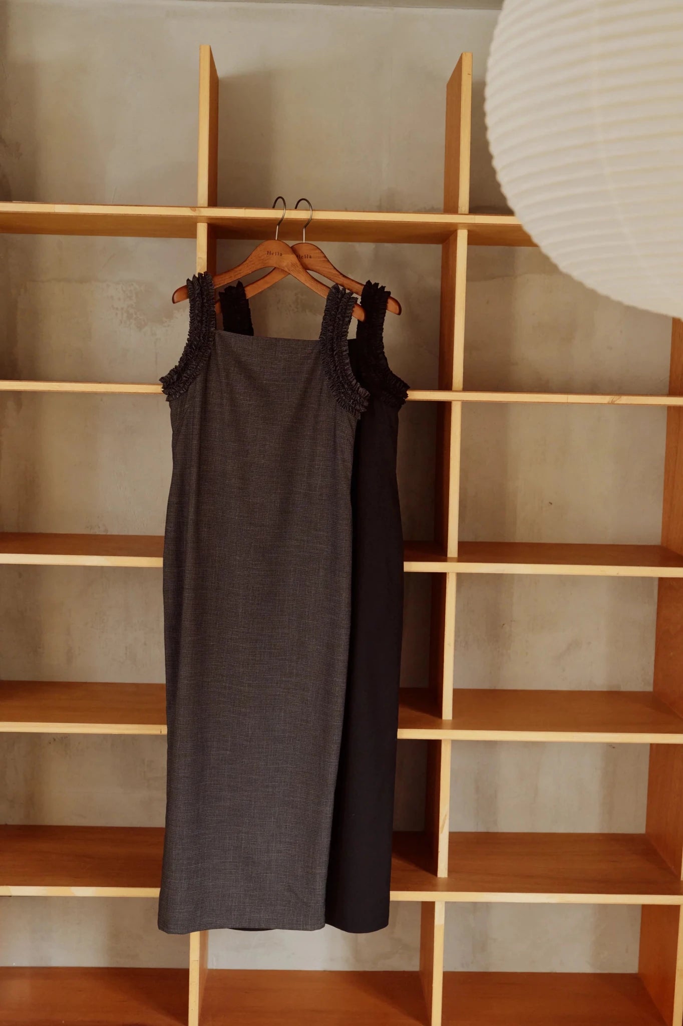 【Hella 2026 FALLWINTER COLLECTION】Tweed Frill Column Dress - Champdelarose