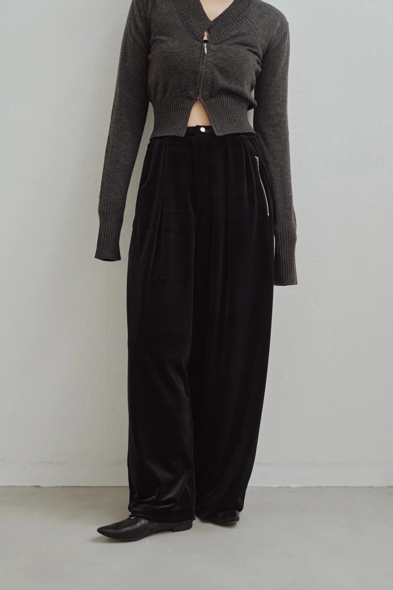 【Hella 2026 FALLWINTER COLLECTION】Velour Cocoon Pants - Champdelarose