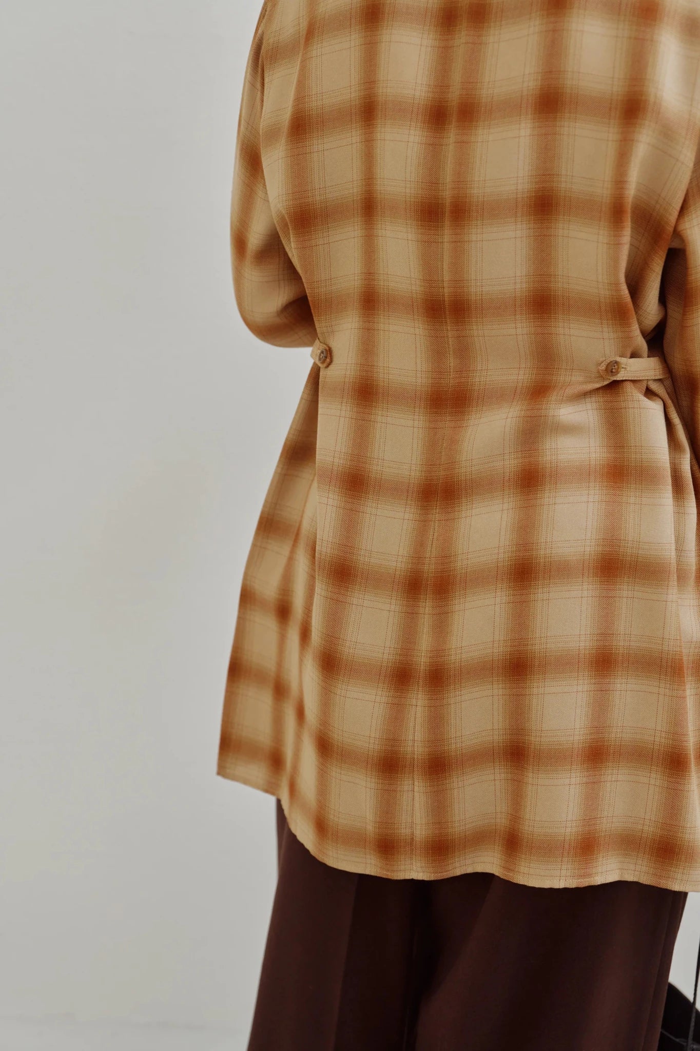 【Hella 2026 FALLWINTER COLLECTION】Viyella Waist Shape Shirt - Champdelarose