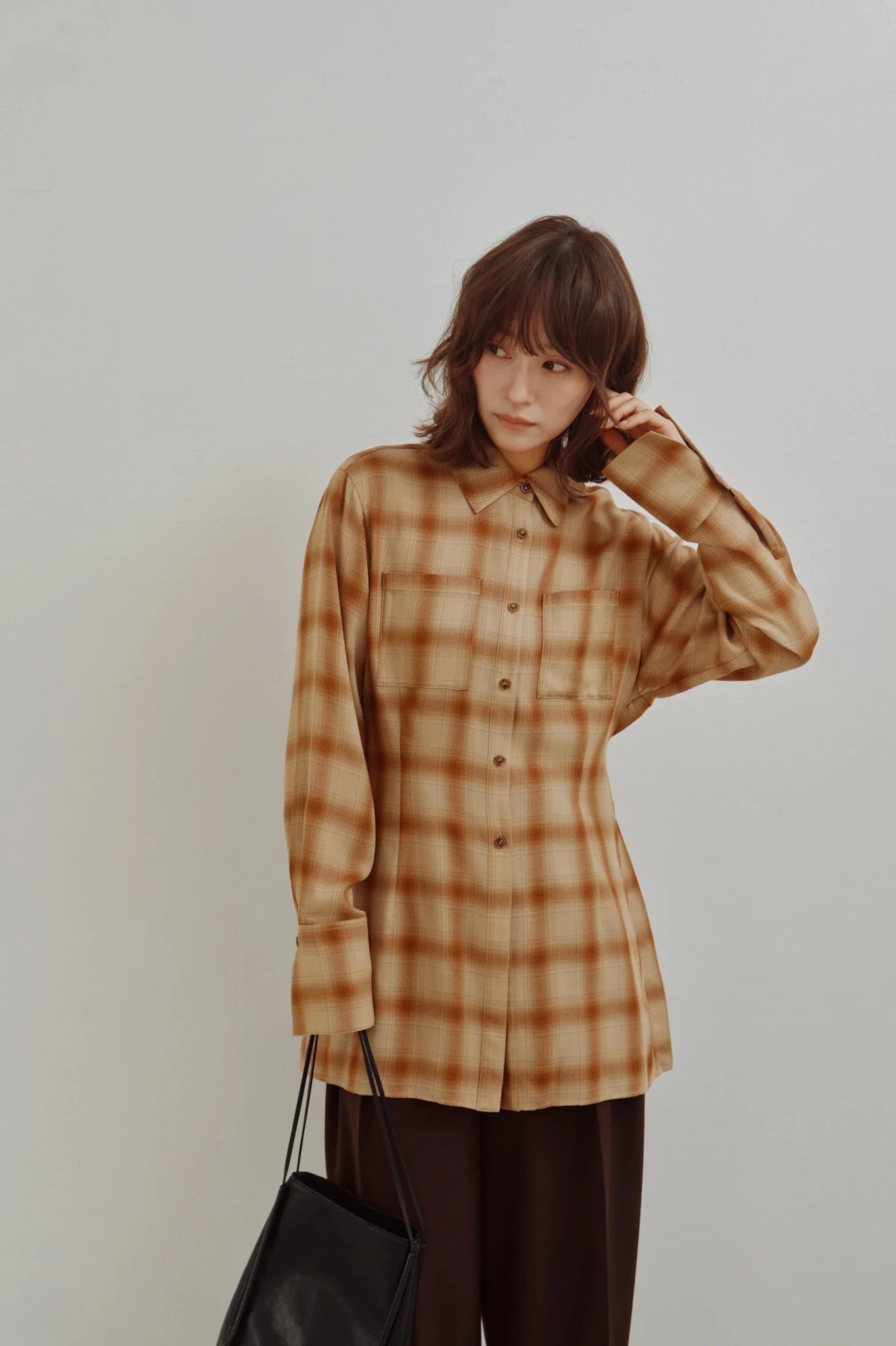 【Hella 2026 FALLWINTER COLLECTION】Viyella Waist Shape Shirt - Champdelarose