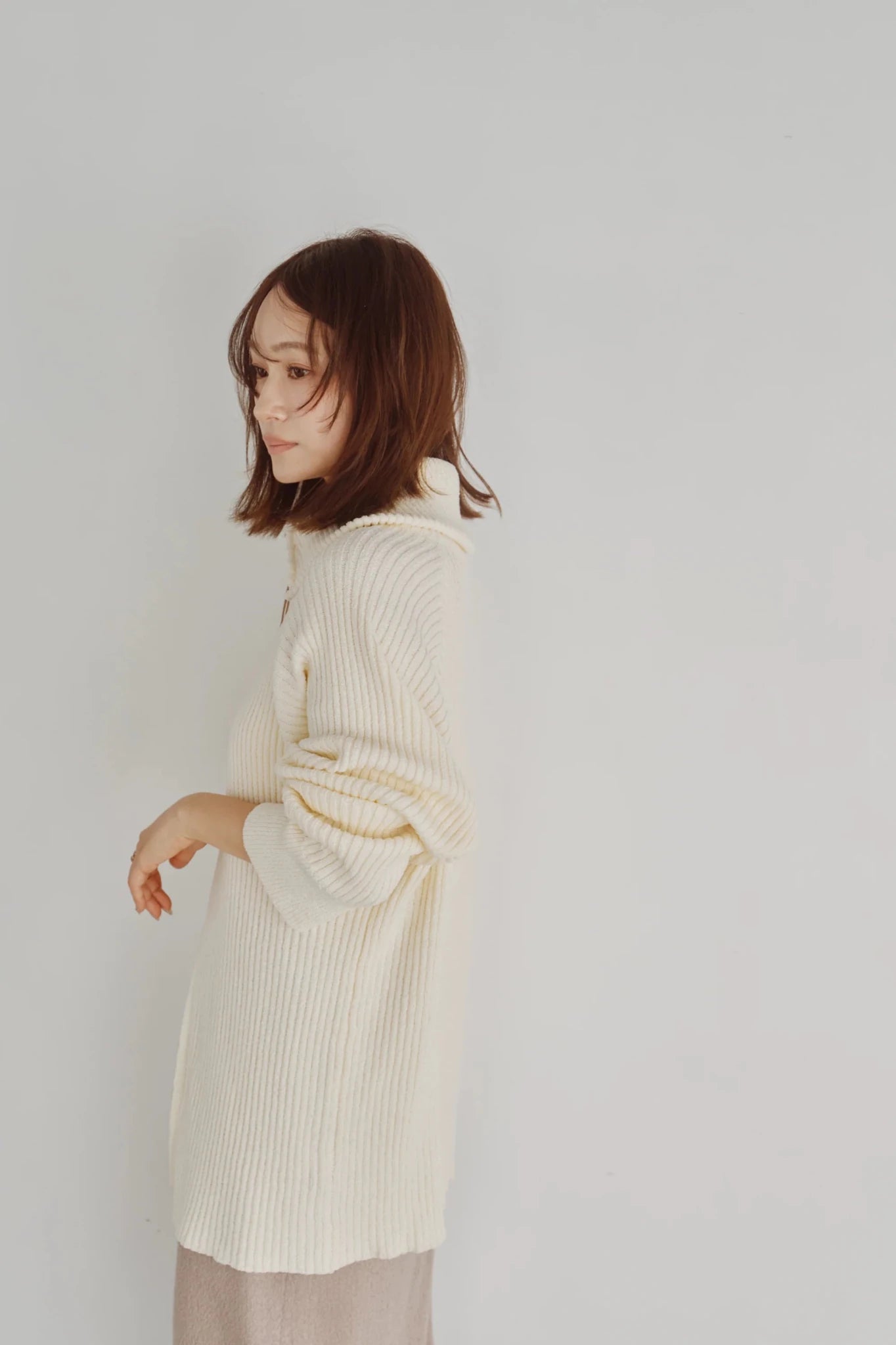 【Hella 2026 FALLWINTER COLLECTION】Wide Collar Rib Zip Knit - Champdelarose