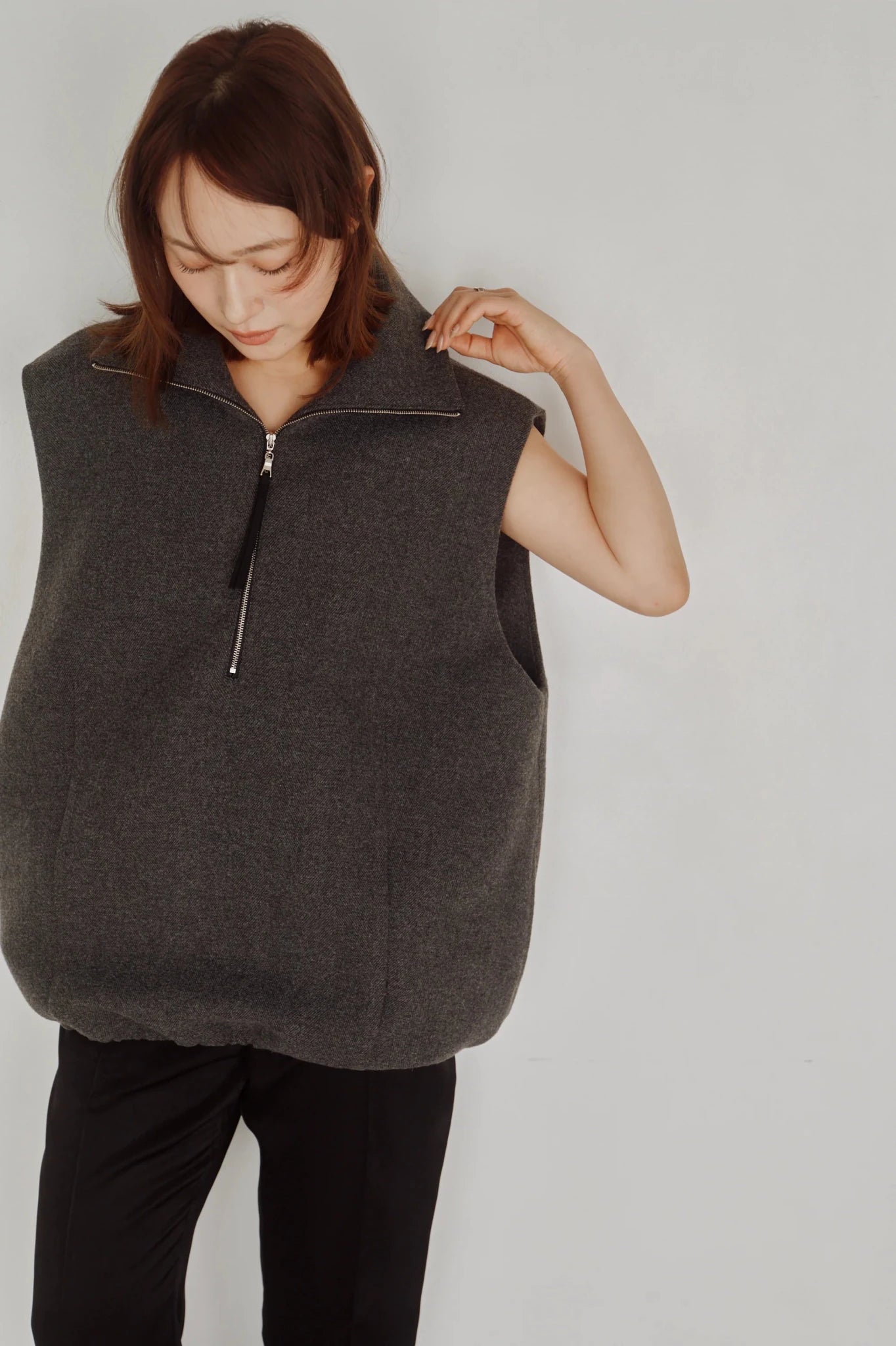 【Hella 2026 FALLWINTER COLLECTION】Wool High Neck Vest - Champdelarose