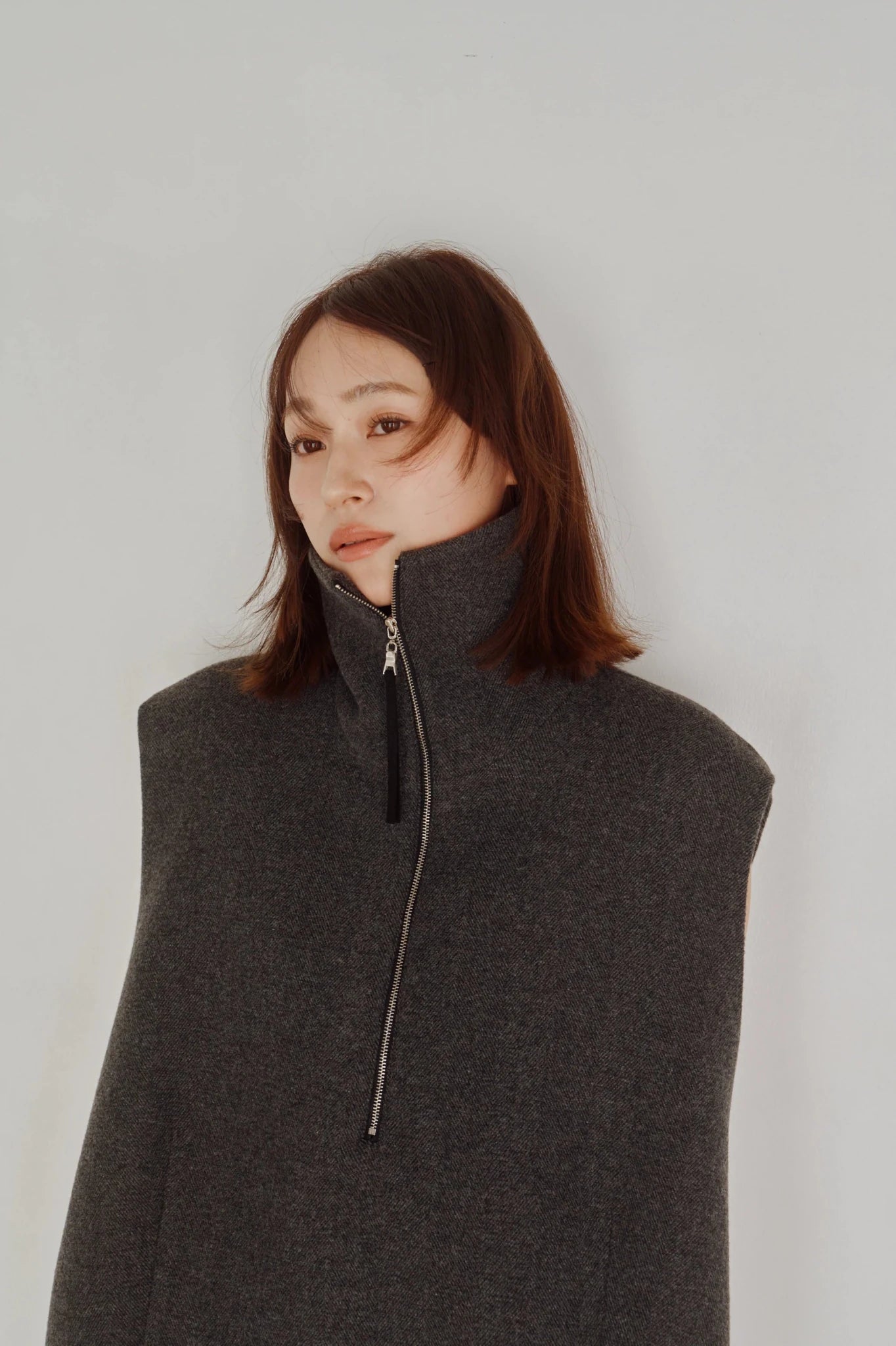 【Hella 2026 FALLWINTER COLLECTION】Wool High Neck Vest - Champdelarose
