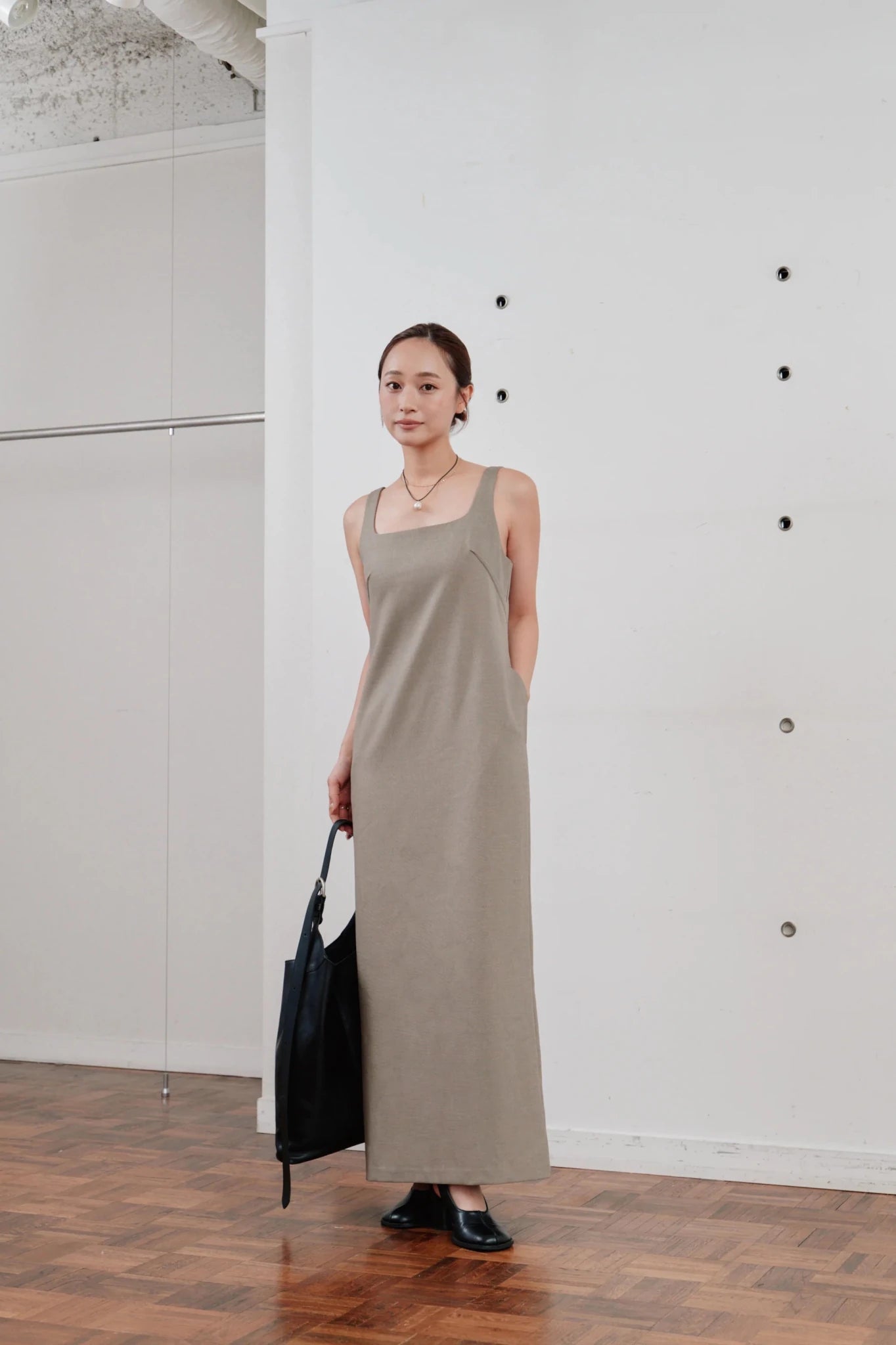 【Hella 2026 SPRING/SUMMER】back tie cocoon dress - Champdelarose