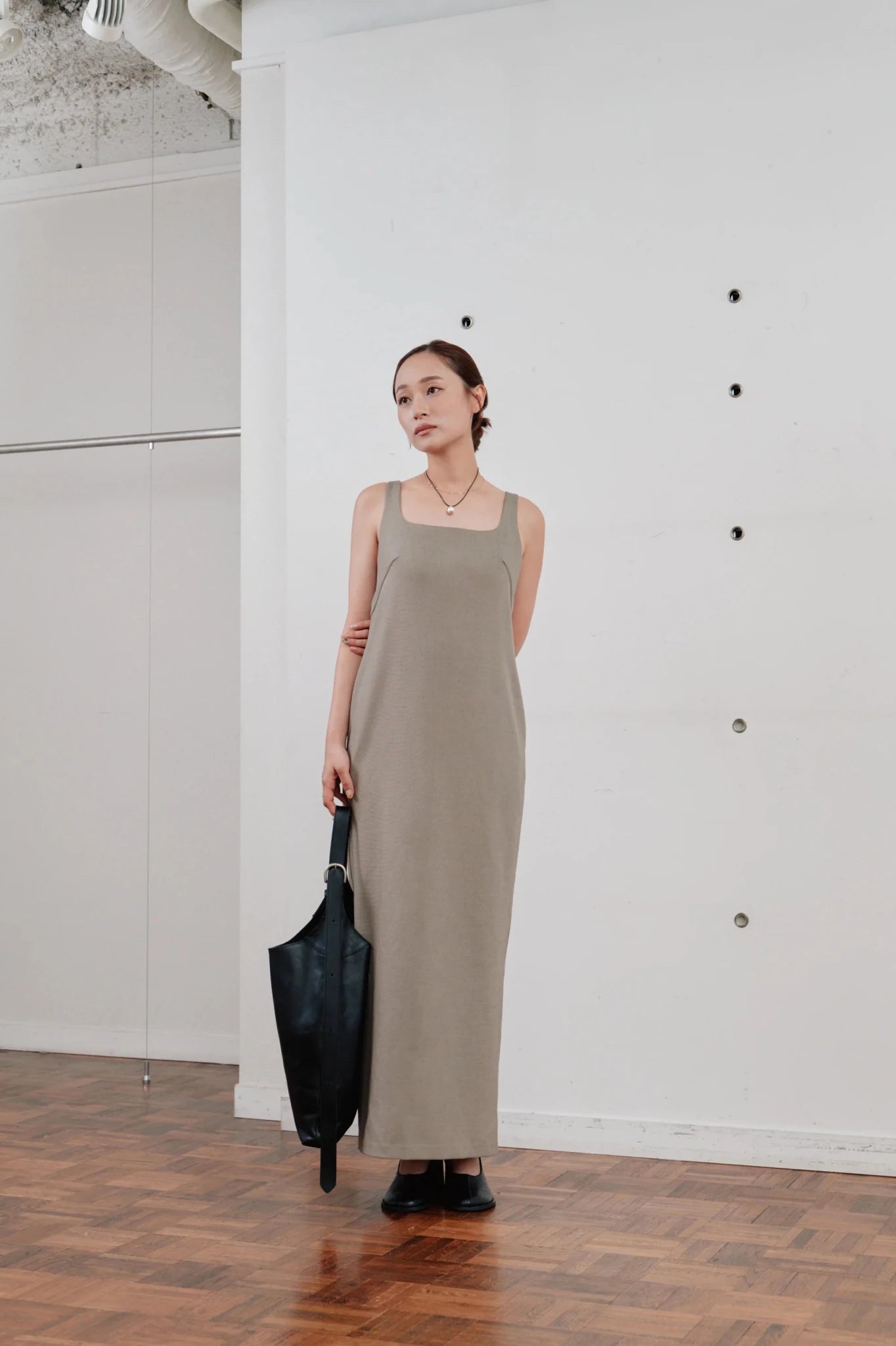 【Hella 2026 SPRING/SUMMER】back tie cocoon dress - Champdelarose