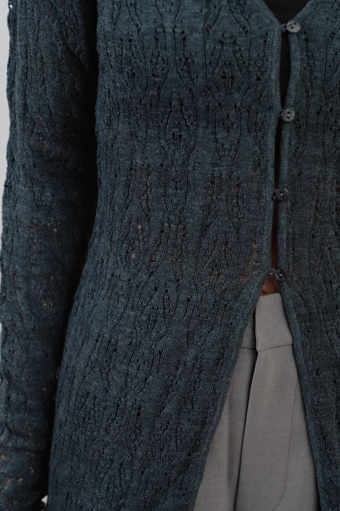 【Hella 2026 SPRING/SUMMER】crochet lace Vneck cardigan - Champdelarose