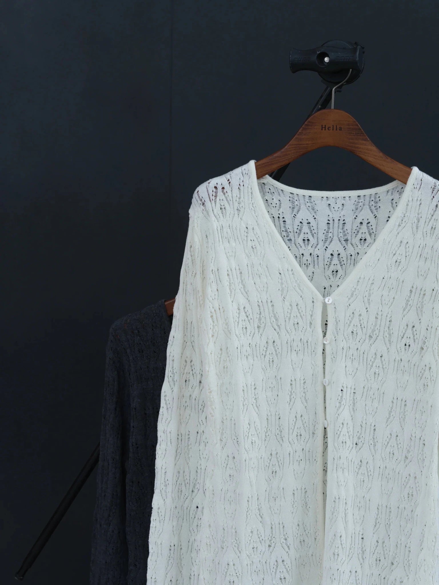 【Hella 2026 SPRING/SUMMER】crochet lace Vneck cardigan - Champdelarose
