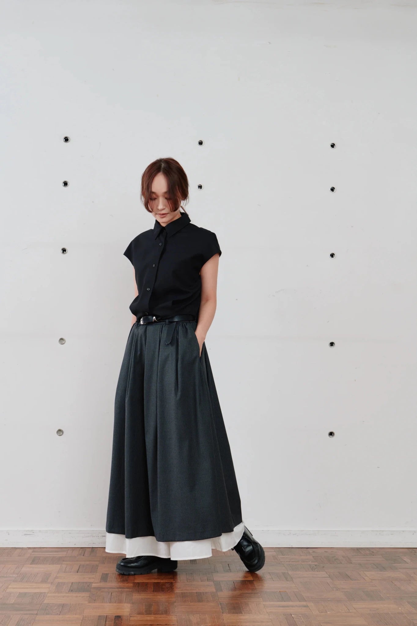 【Hella 2026 SPRING/SUMMER】cut off cropped shirt - Champdelarose