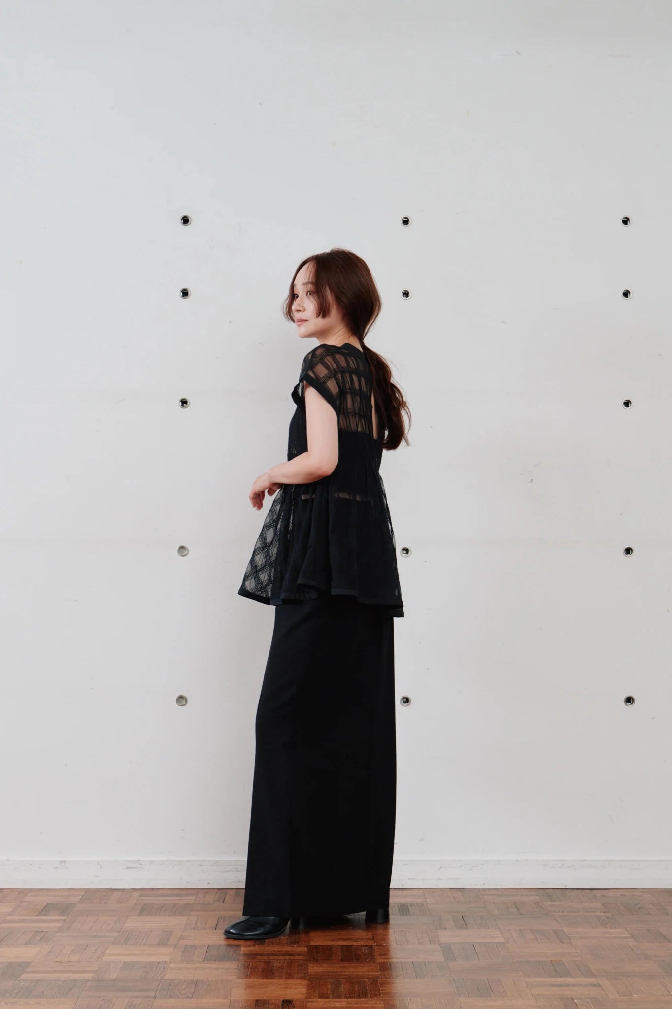 【Hella 2026 SPRING/SUMMER】embroidery check sheer top - Champdelarose