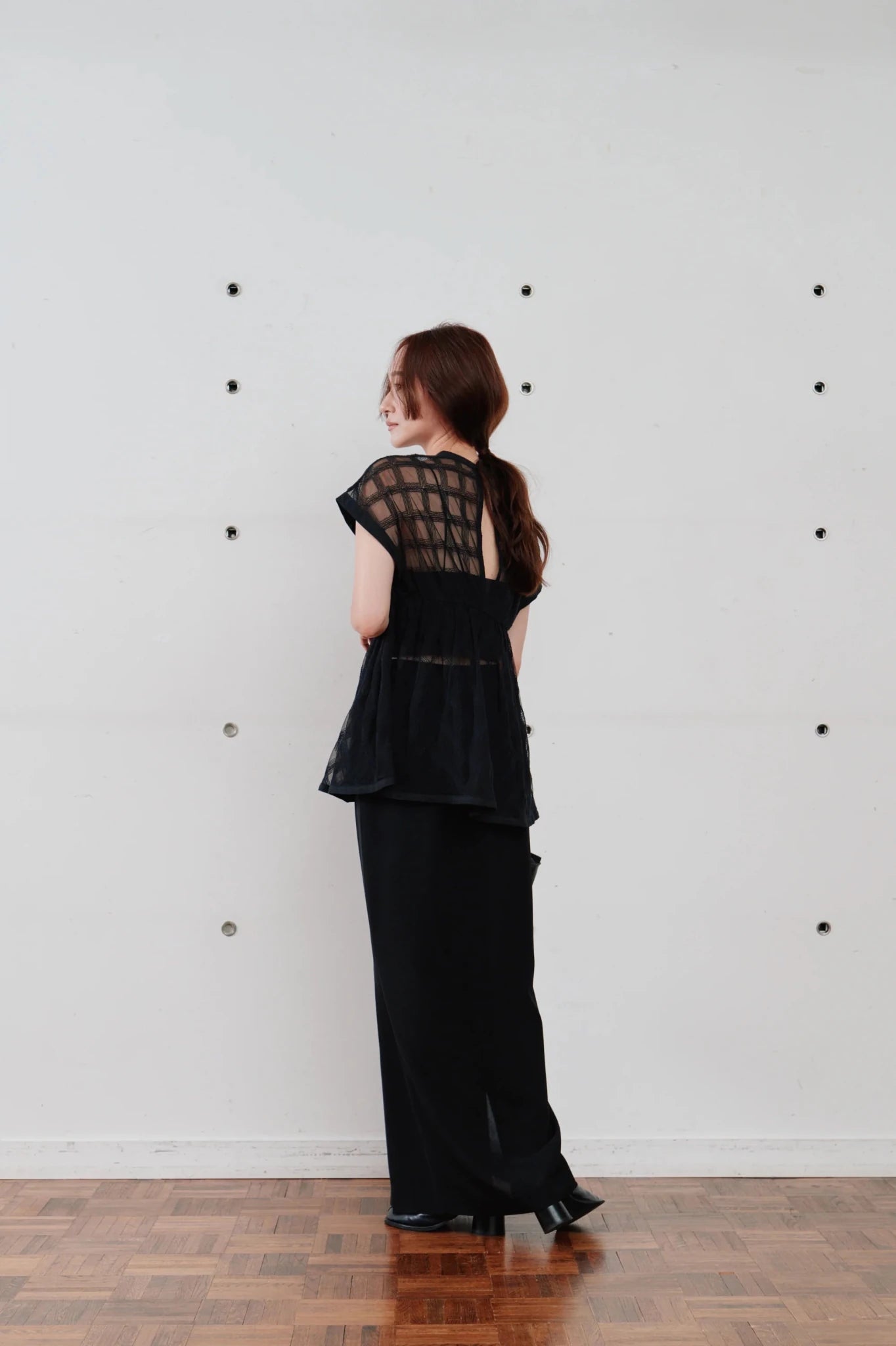 【Hella 2026 SPRING/SUMMER】embroidery check sheer top - Champdelarose