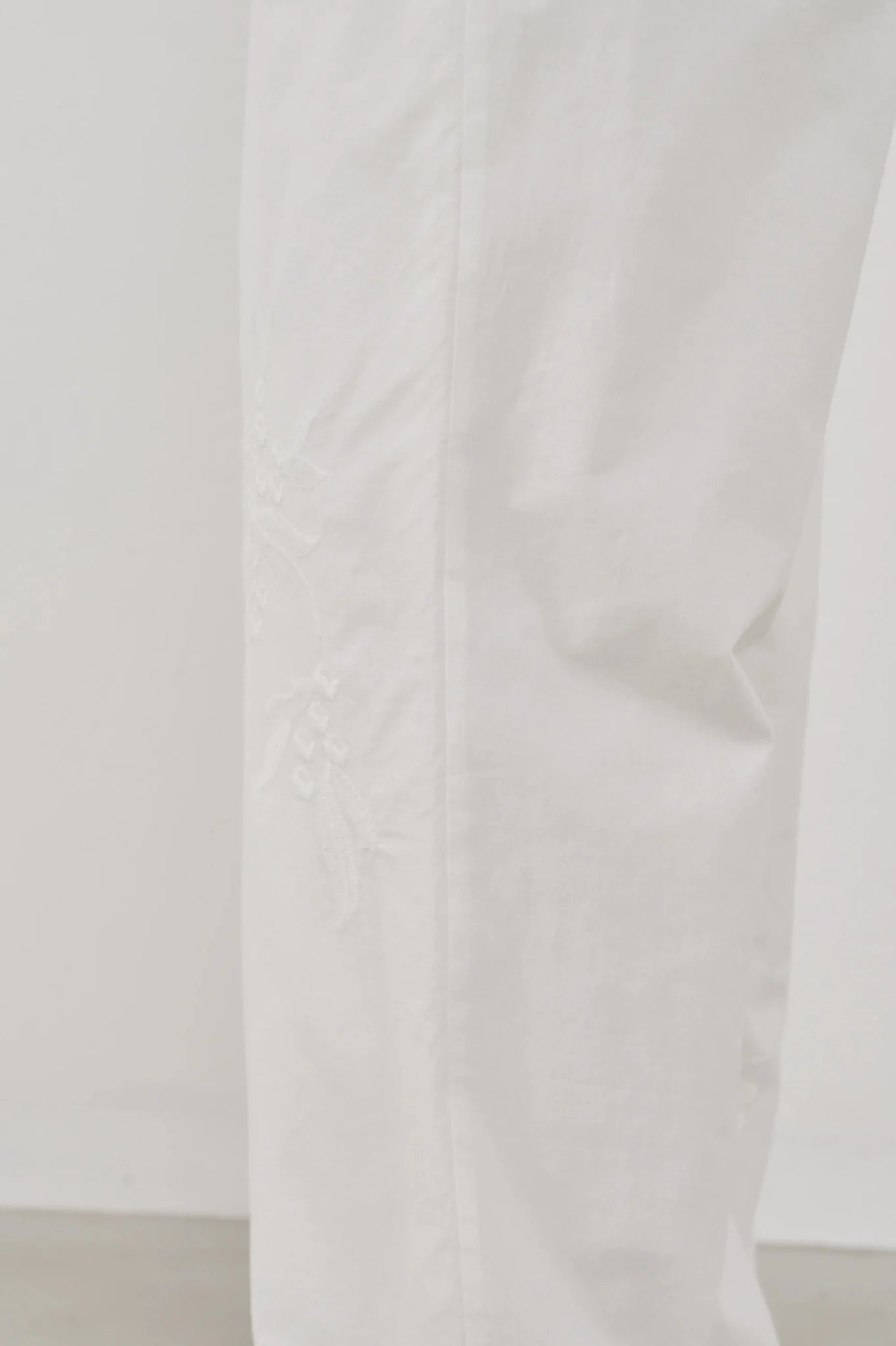 【Hella 2026 SPRING/SUMMER】embroidery easy pants - Champdelarose