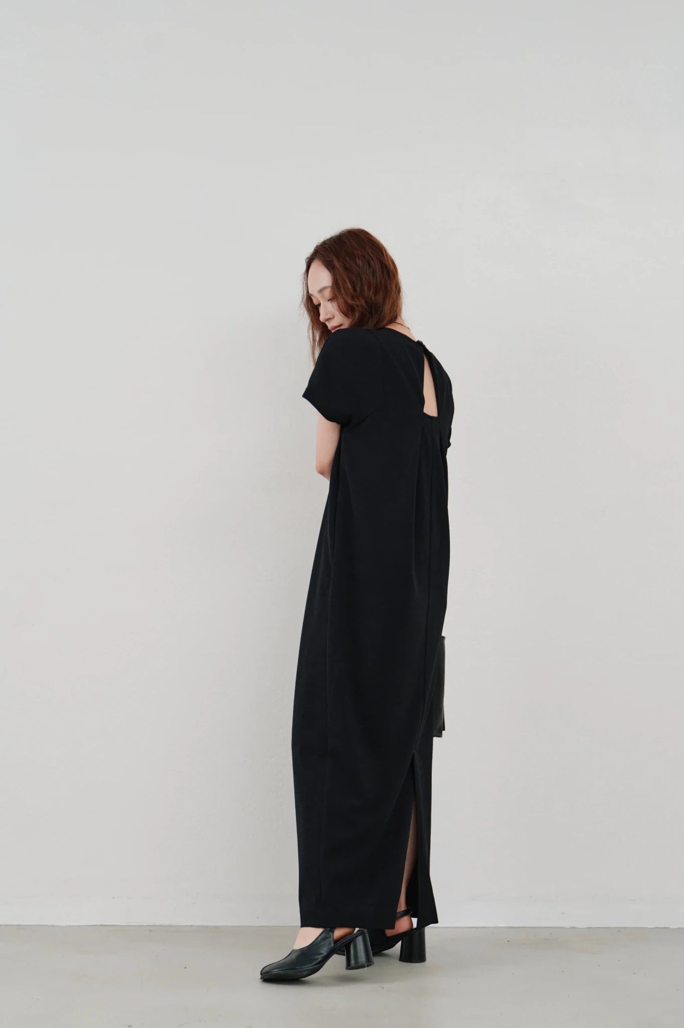 【Hella 2026 SPRING/SUMMER】front tuck cocoon dress - Champdelarose