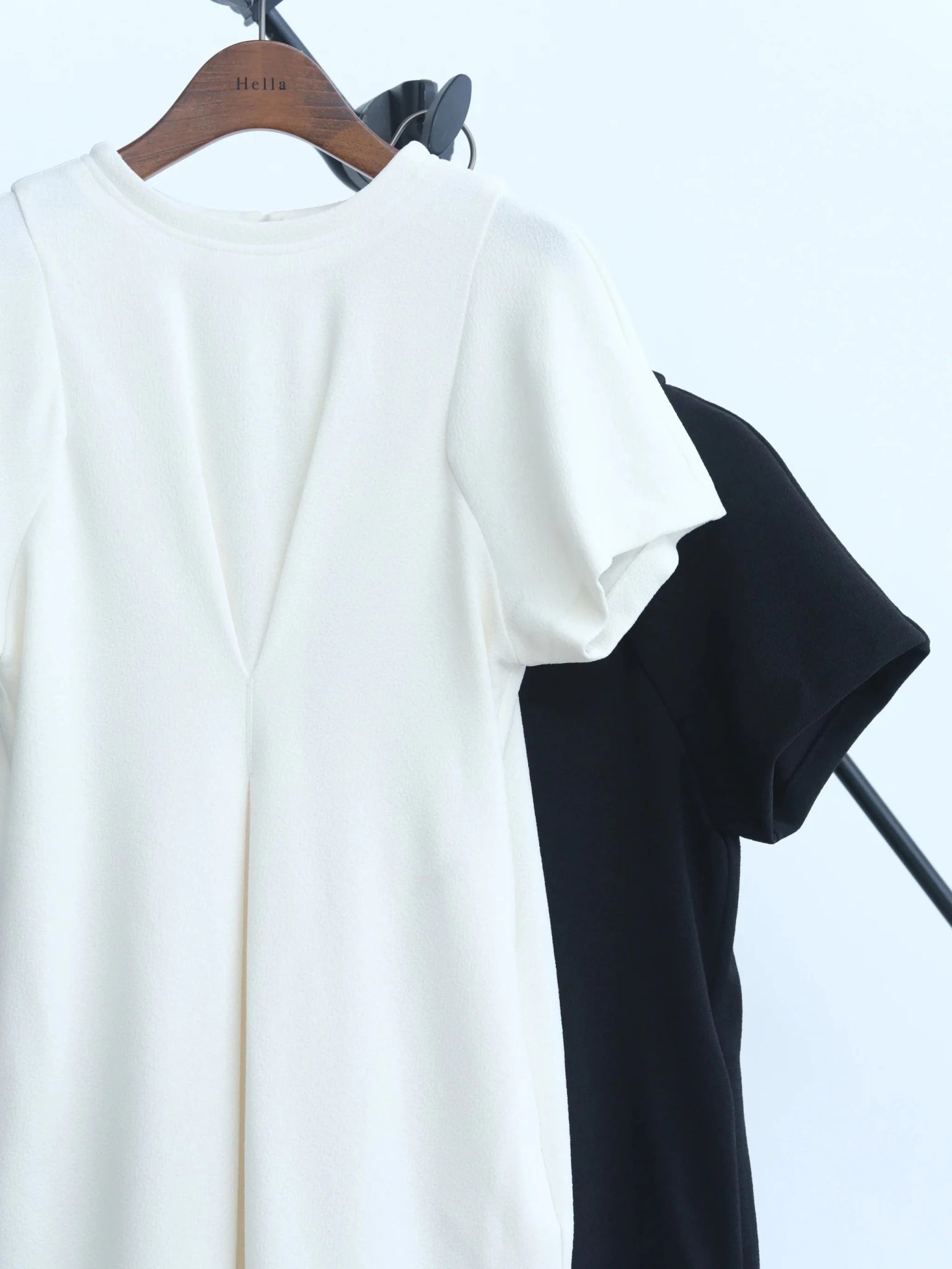 【Hella 2026 SPRING/SUMMER】front tuck cocoon dress - Champdelarose