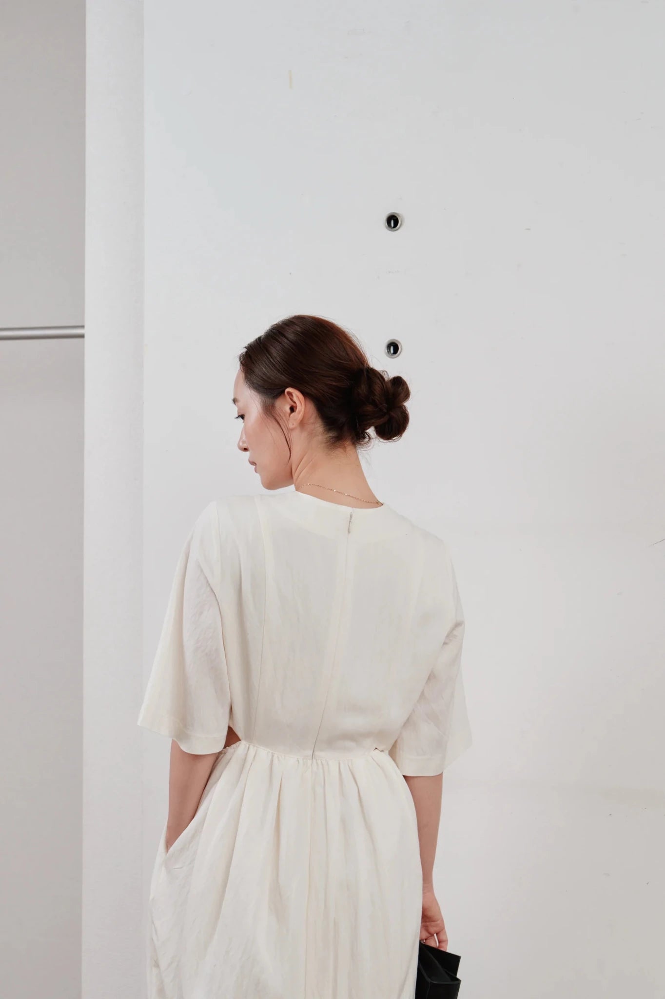 【Hella 2026 SPRING/SUMMER】waist side slit cocoon dress - Champdelarose