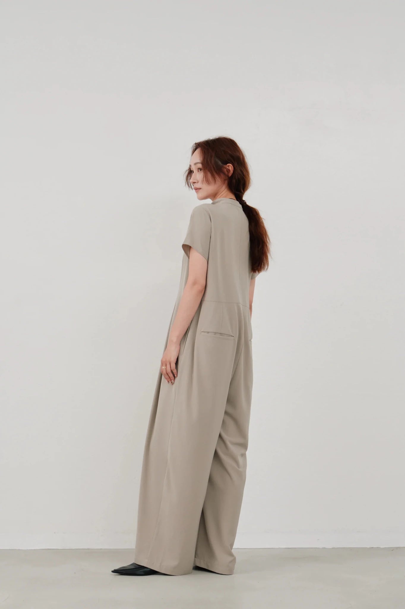 【Hella 2026 SPRING/SUMMER】wide tuck jumpsuit - Champdelarose
