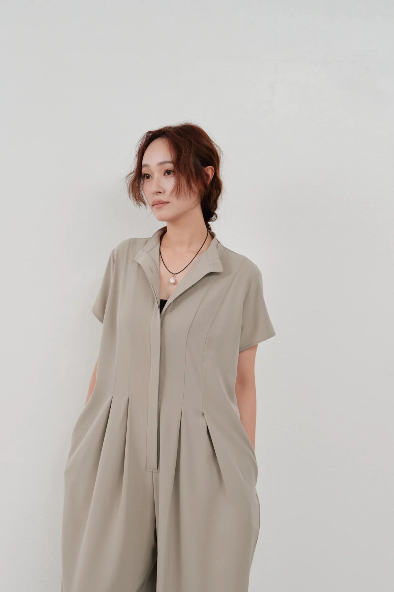 【Hella 2026 SPRING/SUMMER】wide tuck jumpsuit - Champdelarose