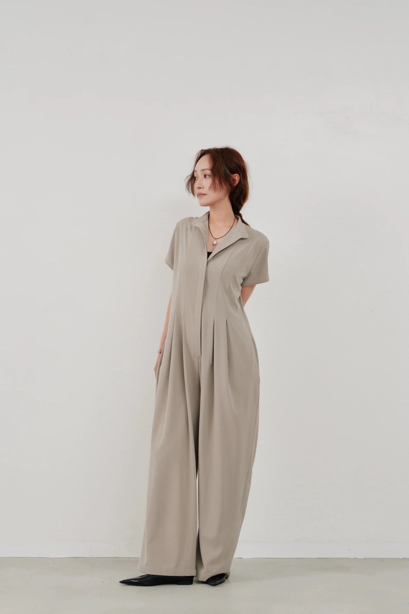 【Hella 2026 SPRING/SUMMER】wide tuck jumpsuit - Champdelarose