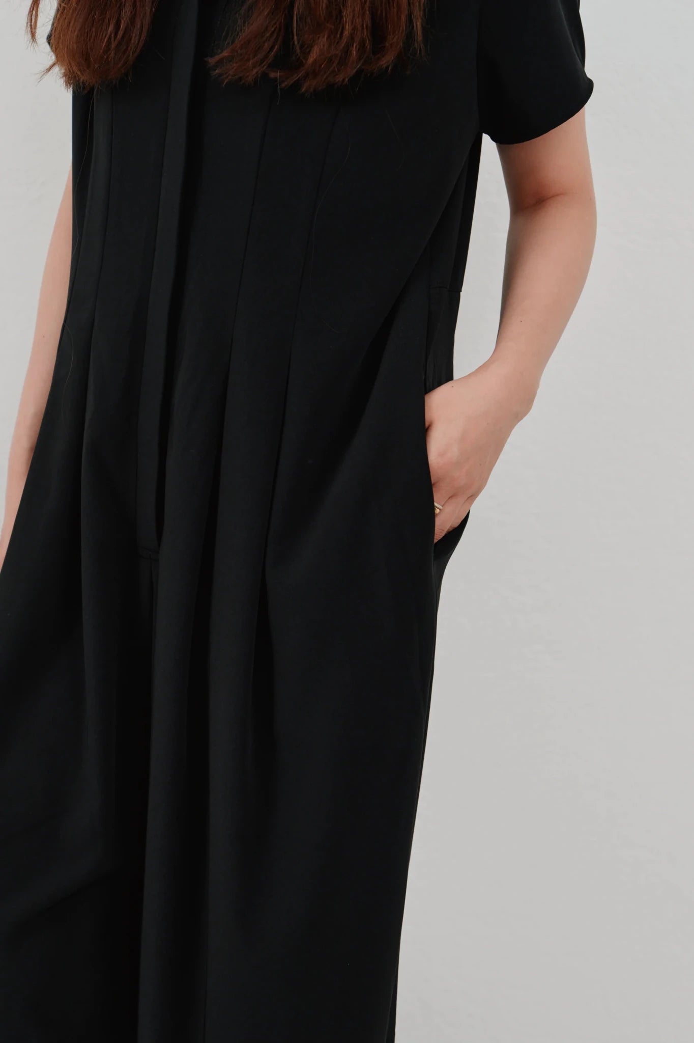【Hella 2026 SPRING/SUMMER】wide tuck jumpsuit - Champdelarose