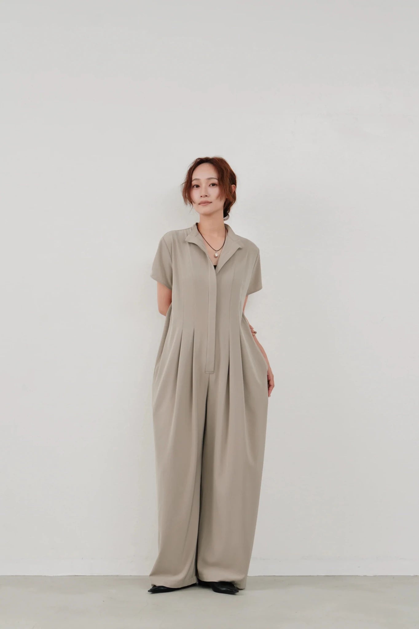 【Hella 2026 SPRING/SUMMER】wide tuck jumpsuit - Champdelarose
