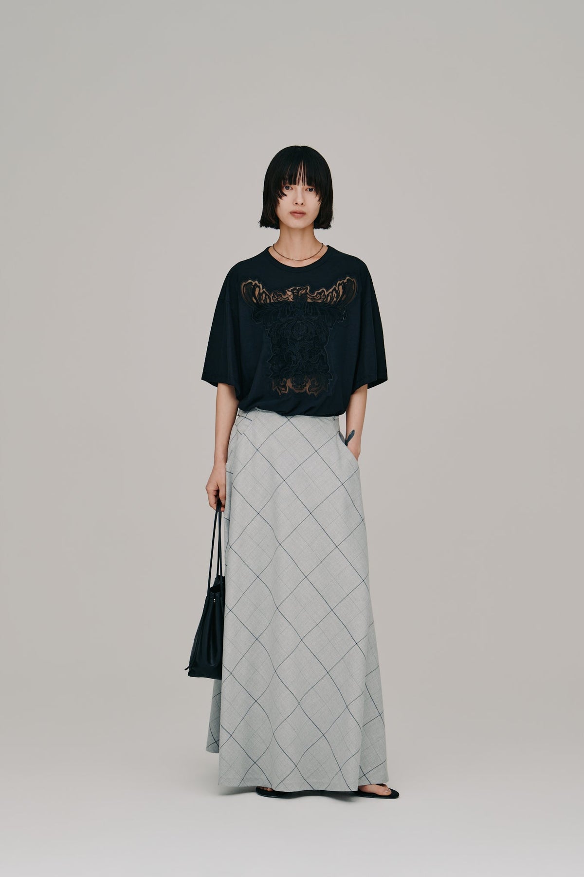 【Hella 2027 SS】embroidery over tee - 5月下旬頃発送 - Champdelarose