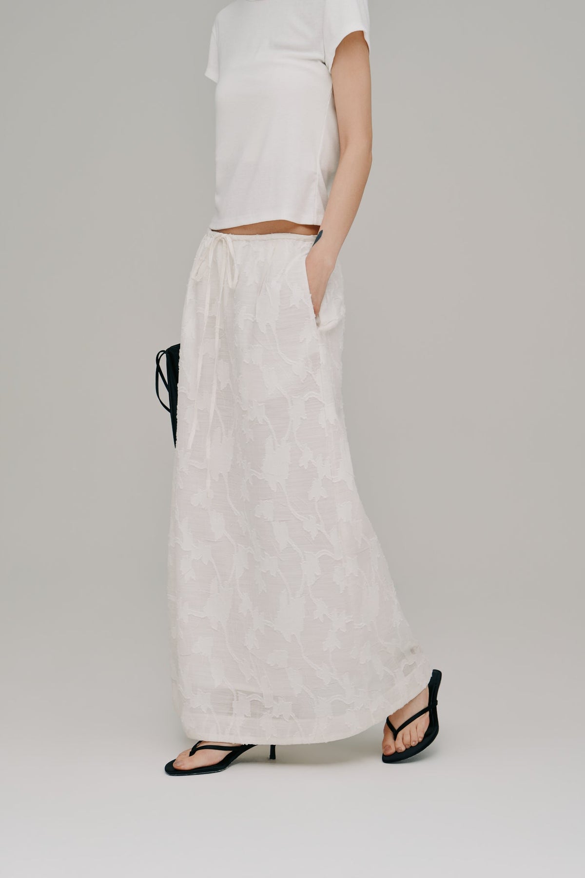 【Hella 2027 SS】flower jacquard skirt - 5月下旬頃発送 - Champdelarose