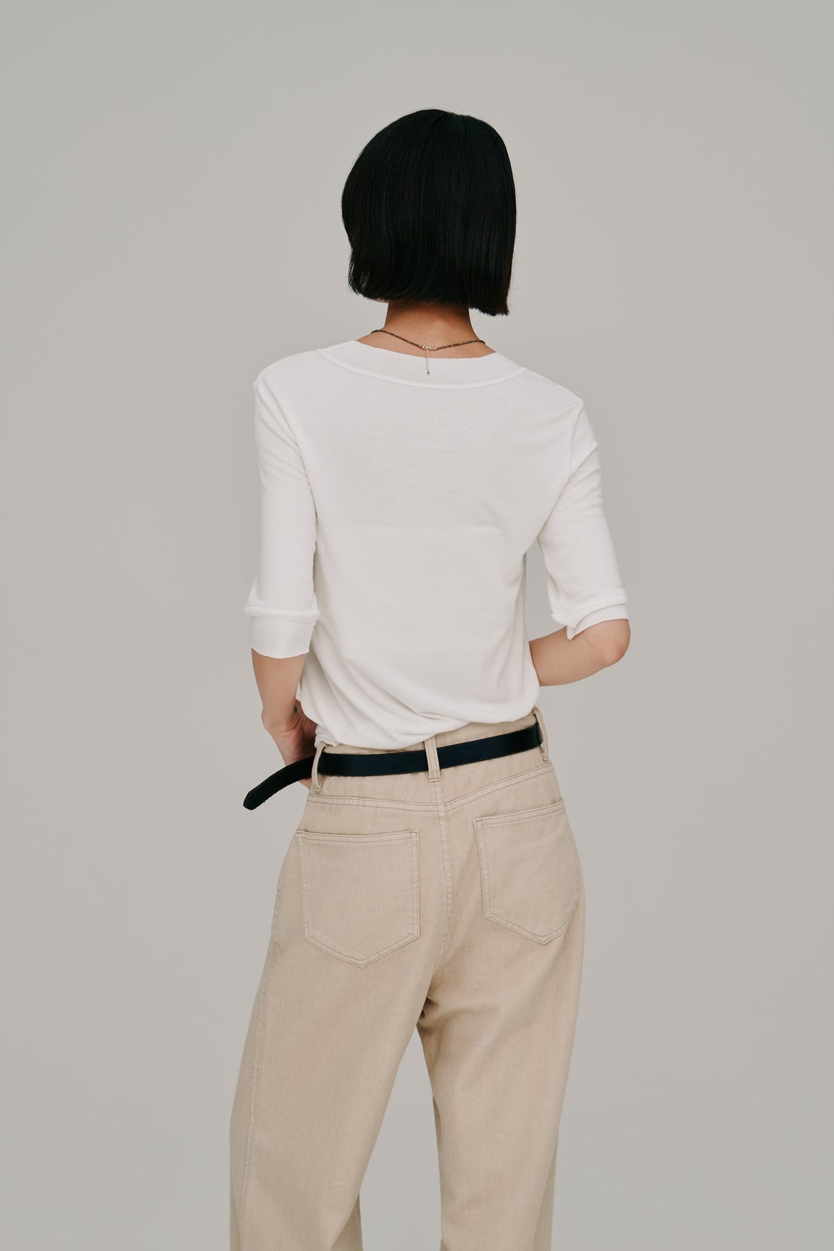 【Hella 2027 SS】overlock neck tee - 5月下旬頃発送 - Champdelarose