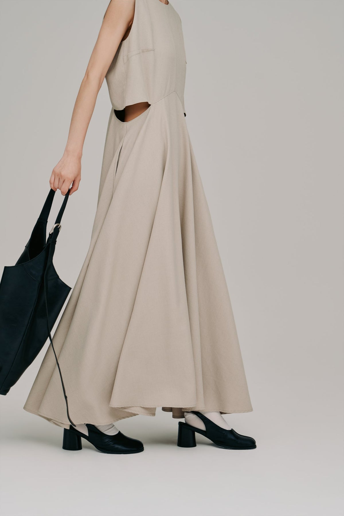 【Hella 2027 SS】side slash flare dress - 5月下旬頃発送 - Champdelarose