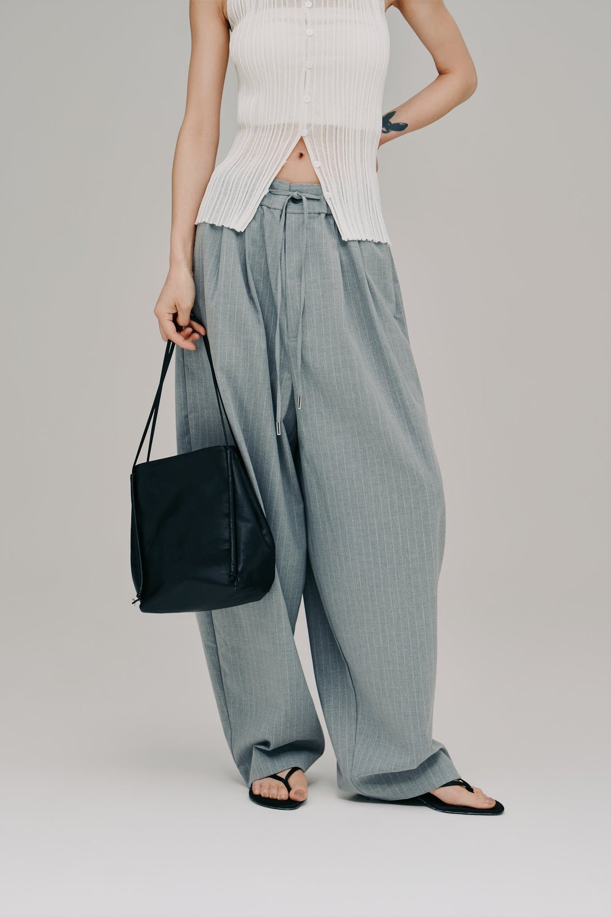 【Hella 2027 SS】stripe gather cocoon pants - 4月下旬頃発送 - Champdelarose