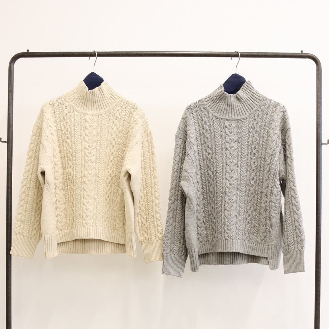 【LE MELANGE 2026 Autumn】ケーブル編みハイネックプルオーバー - Champdelarose