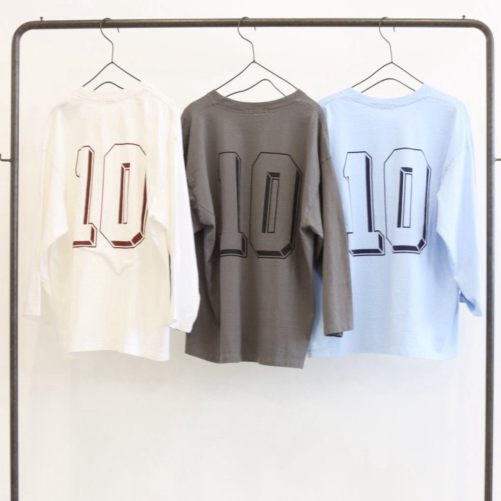 【LE MELANGE 2027 SPRING】ANORAK CLUBコラボ プリントTee - 2月下旬頃発送 - Champdelarose