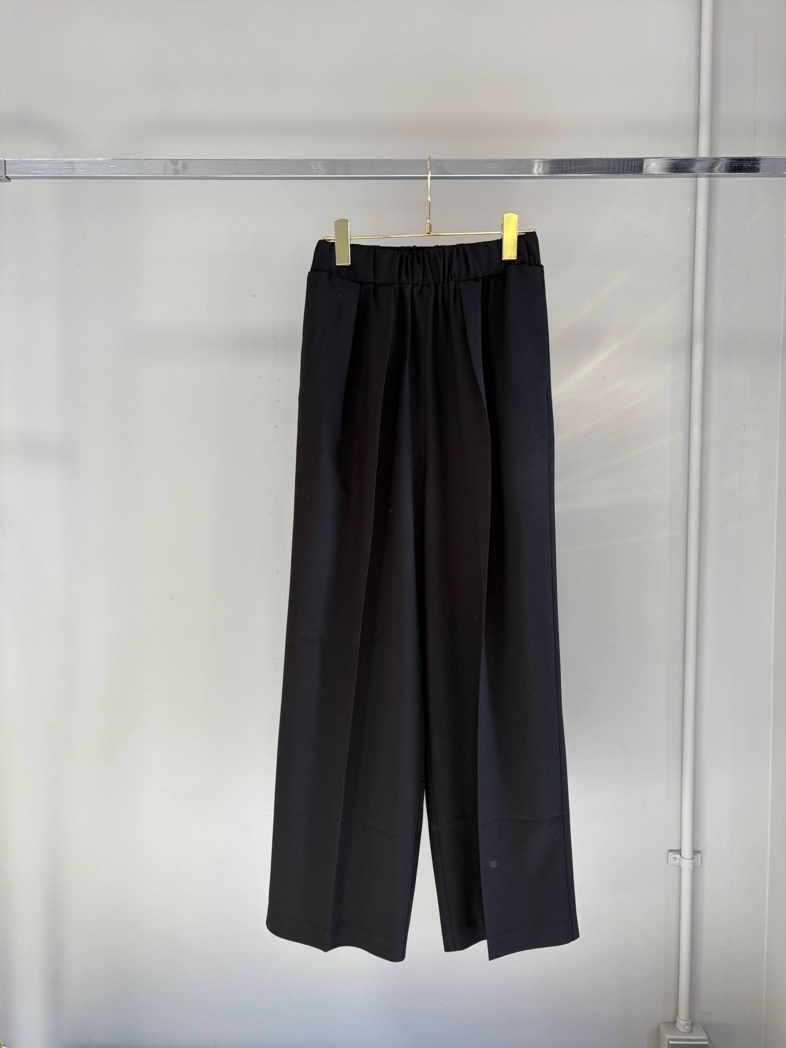 【MARGAUX 2026 SS】センタープレスウエストゴムパンツ - Champdelarose